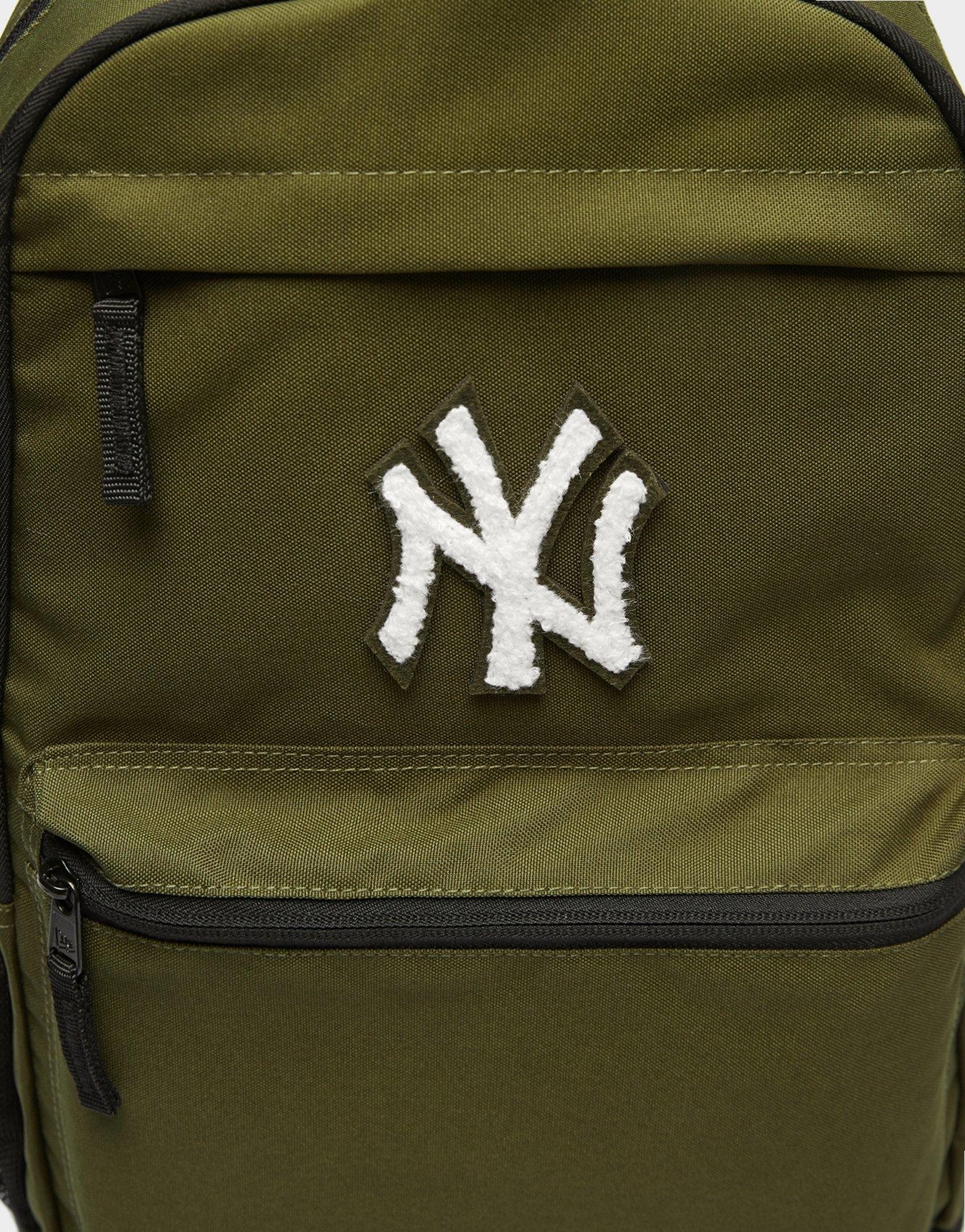 Мъжка раница NEW ERA РАНИЦА MLB APPLIQUE DELAWARE NYY NEW YORK YANKEES 60503780 Каки