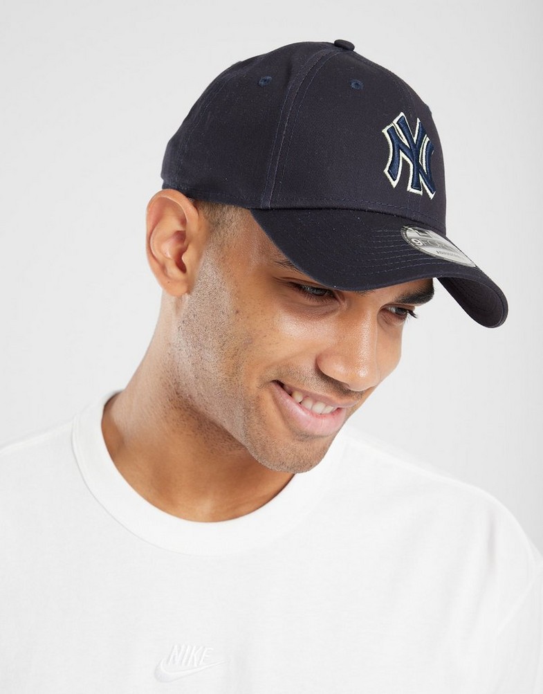 Чоловічі кепки NEW ERA КЕПКА OUTLINE 940 NYY NEW YORK YANKEES NVYCMA 60565115 Темно-синій