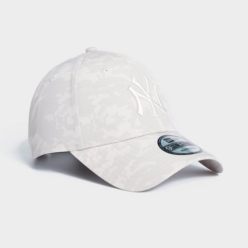Șapcă pentru bărbați NEW ERA CACIULA TONAL CAMO AOP 940 NYY NEW YORK YANKEES OFW