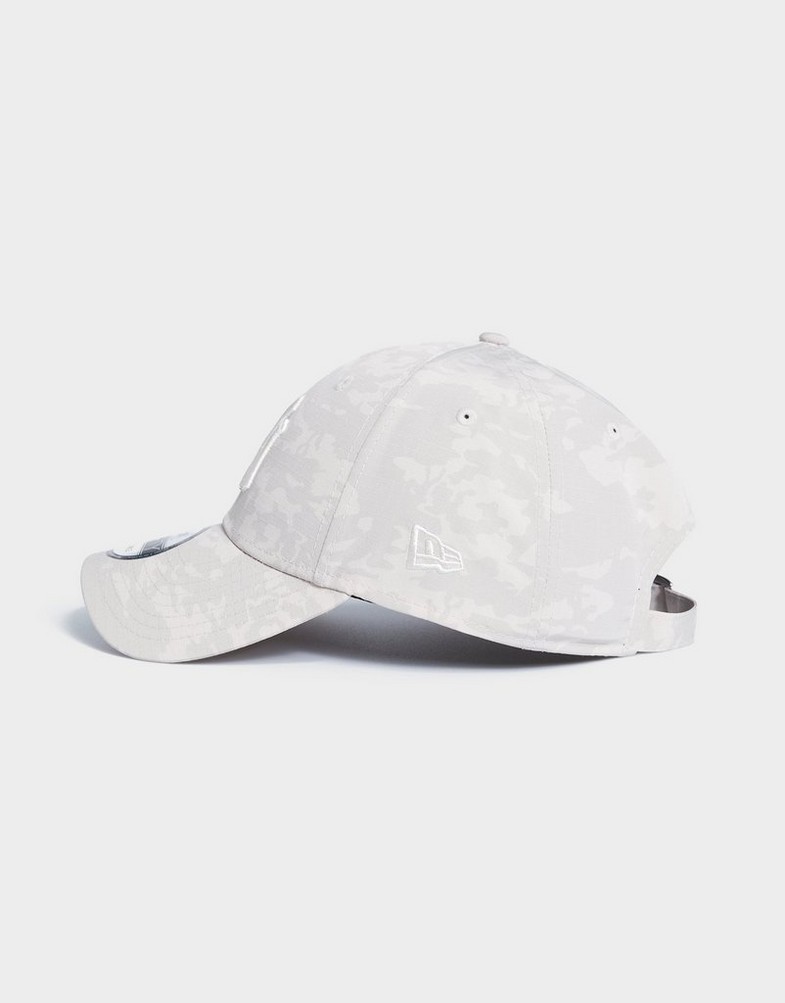 Чоловічі кепки NEW ERA КЕПКА TONAL CAMO AOP 940 NYY NEW YORK YANKEES OFW 60565346 Бежевий