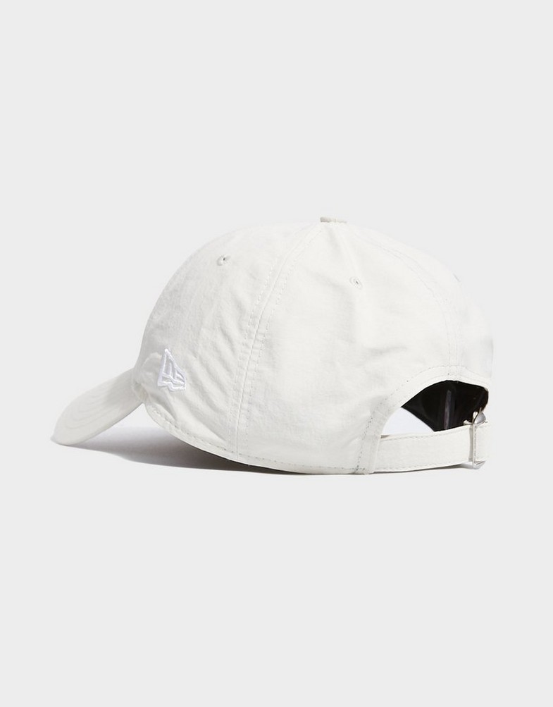 Șapcă pentru bărbați NEW ERA CACIULA RECYCLED 940 BULLS CHICAGO BULLS 60691274 Bej