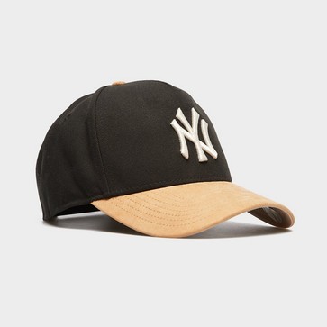Șapcă pentru bărbați NEW ERA CACIULA SUEDE VISOR EFRAME NYY NEW YORK YANKEES