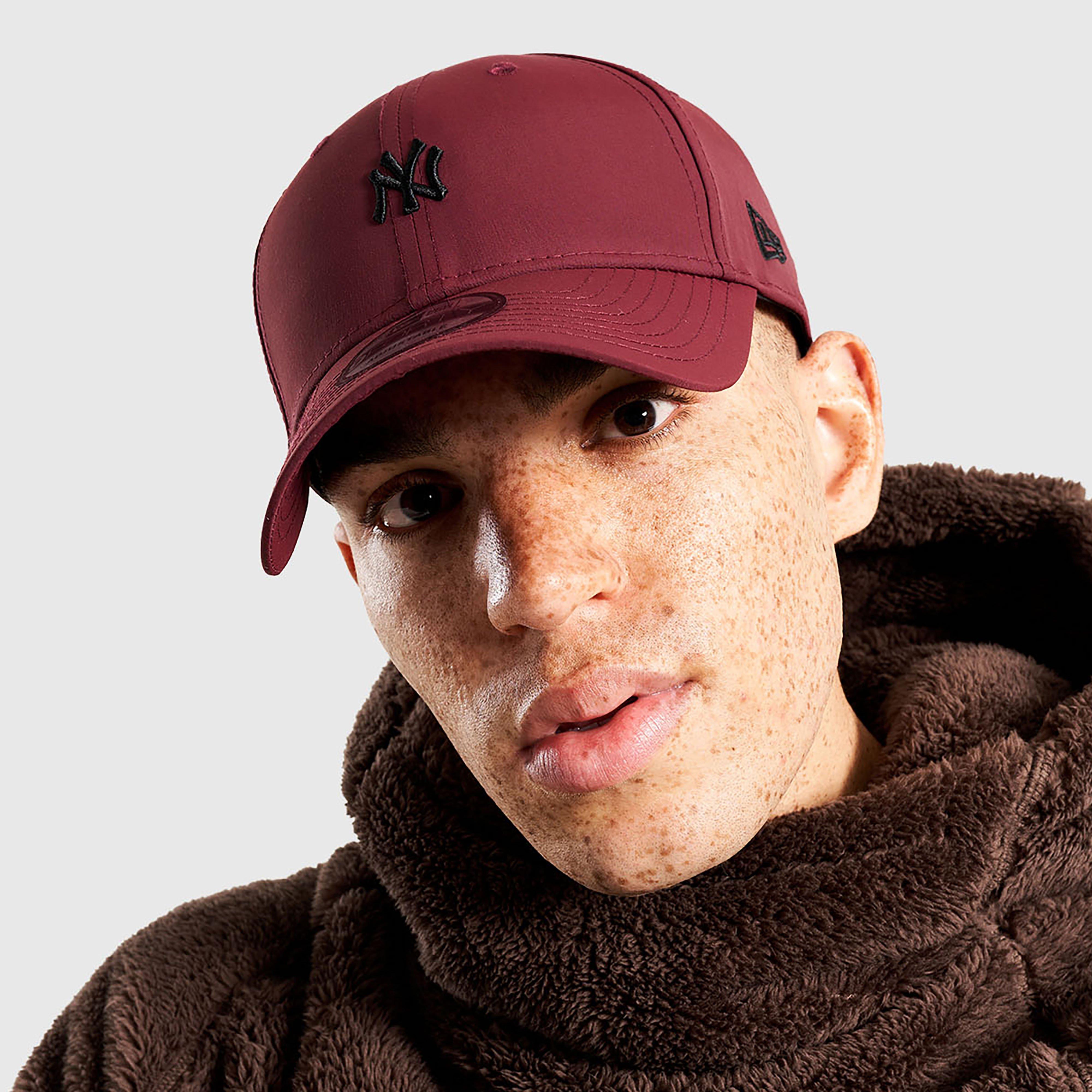 Дамска шапка NEW ERA ШАПКА RECYCLED MINI 940 NYY NEW YORK YANKEES