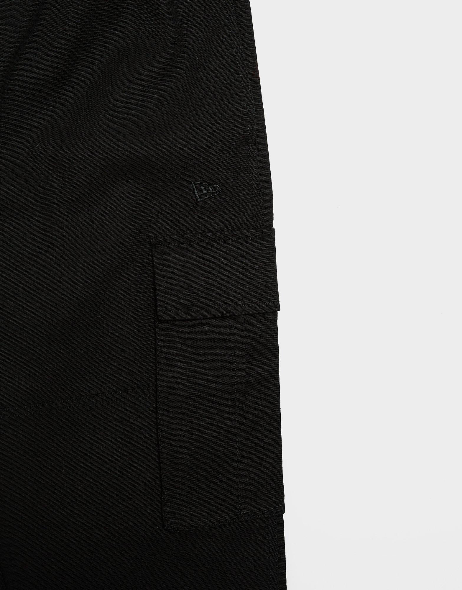 Pantaloni pentru bărbați NEW ERA PANTALONI  CARGO PANT 60771554 Negru