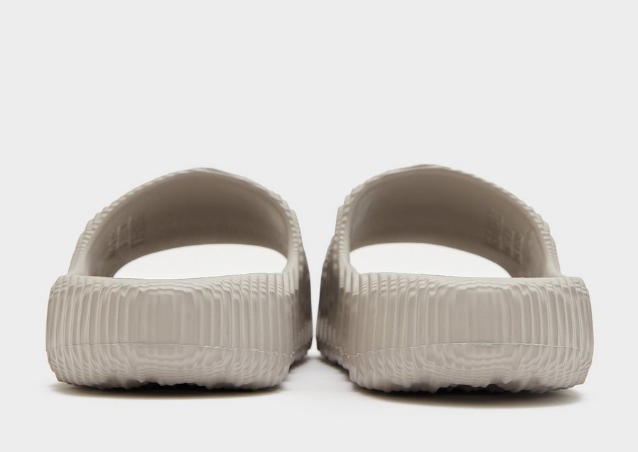 Férfi papucsok és flip-flopok ADIDAS ADILETTE 22