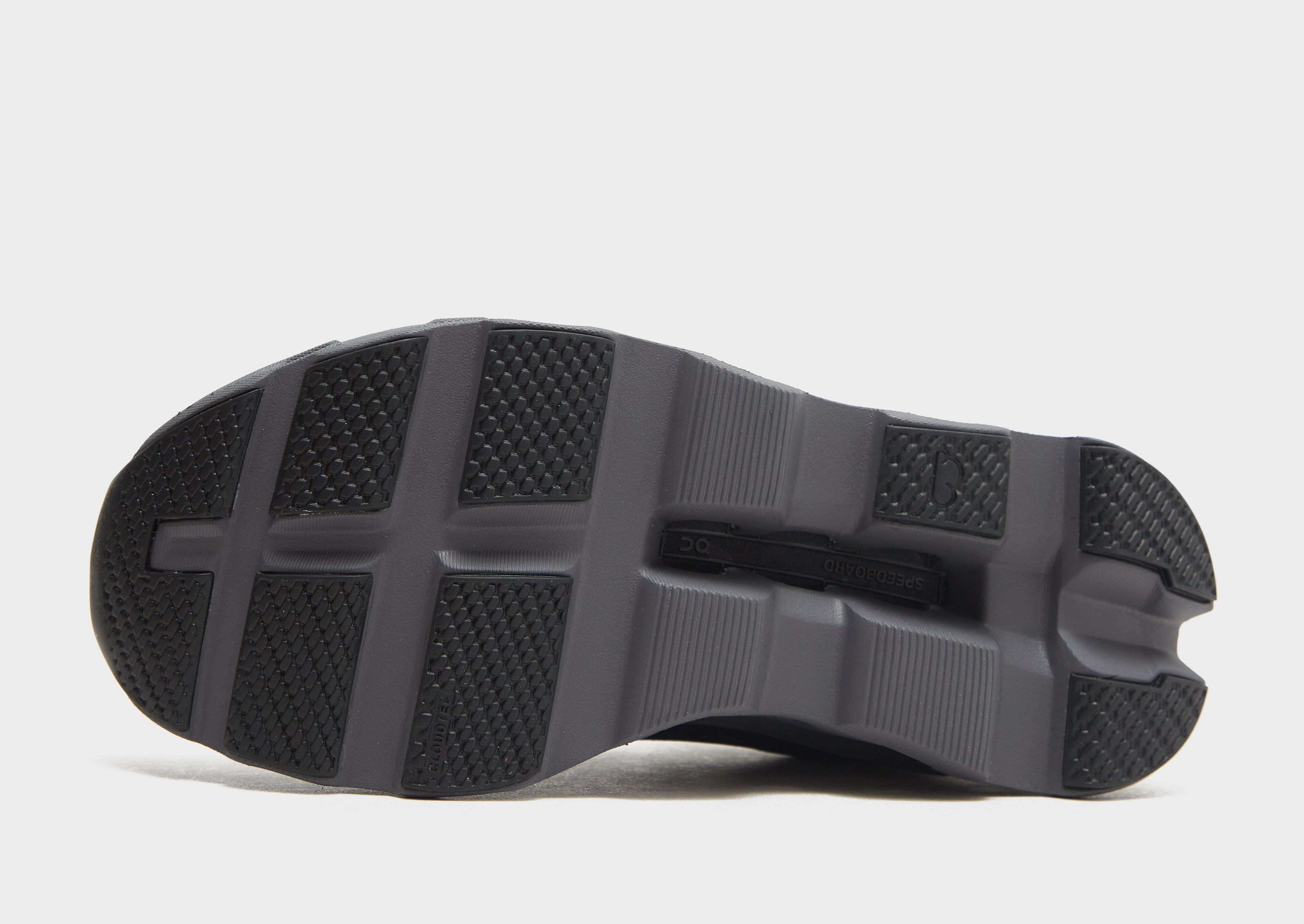 Жіночі кросівки для бігу ON RUNNING CLOUDMONSTER  61.99024 Чорний