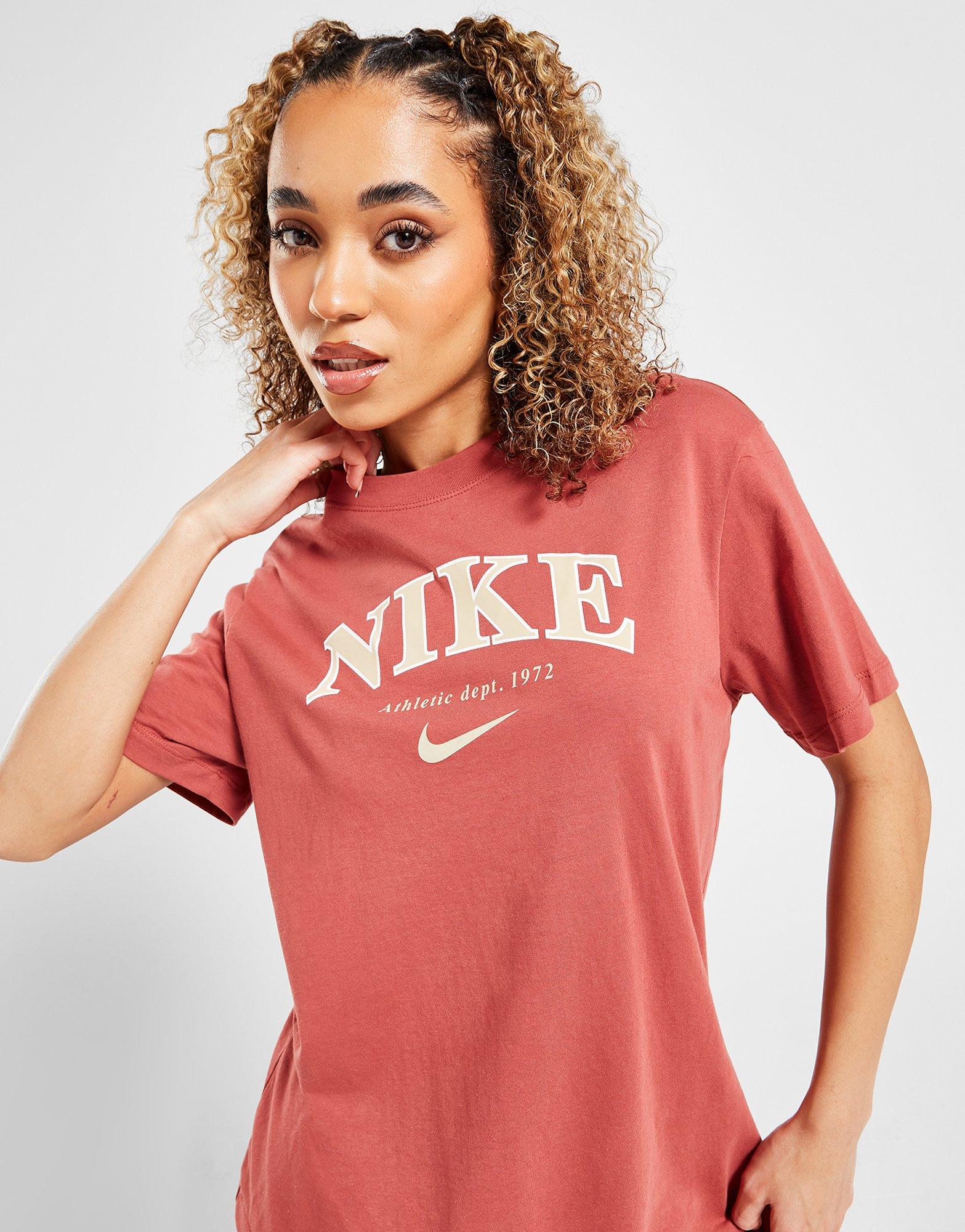 Дамска тениска NIKE ТЕНИСКА TEE FB9962691 Розов