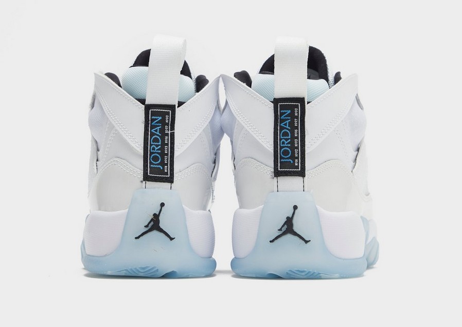Kedai vaikams JORDAN JUMPMAN TREY TWO  DQ8431-104 Balta