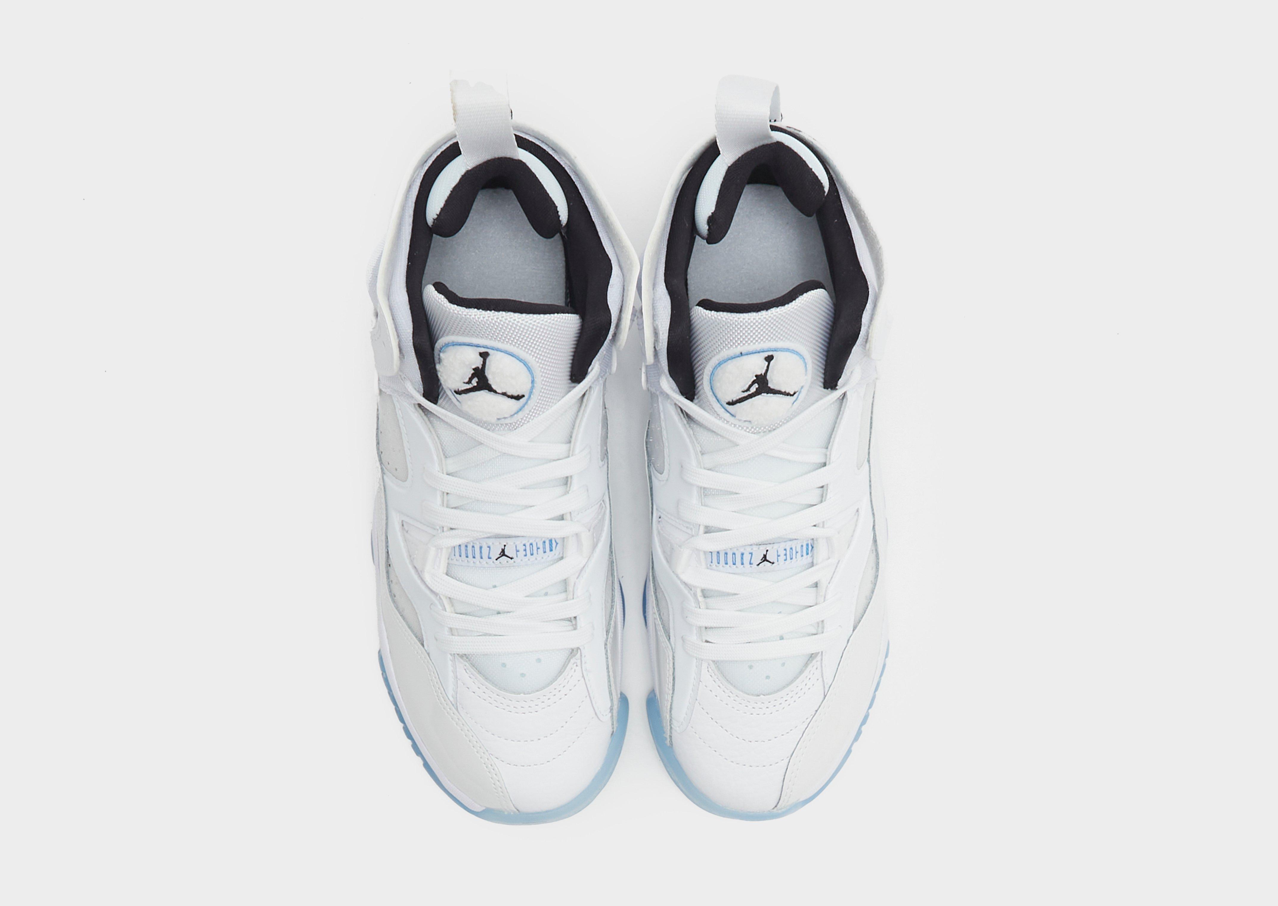 Детски маратонки JORDAN JUMPMAN TREY TWO  DQ8431-104 Бял