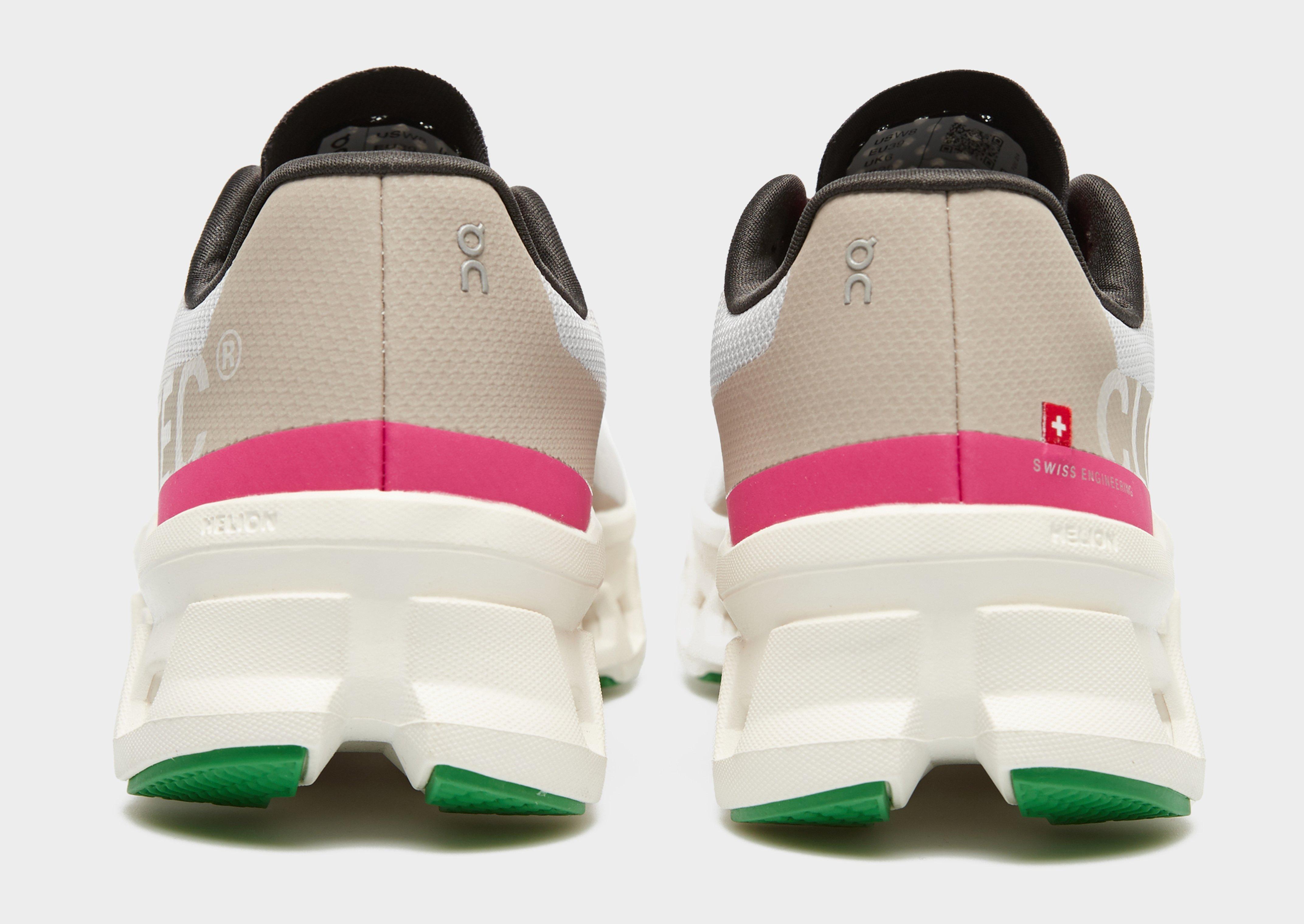 Жіночі кросівки для бігу ON RUNNING CLOUDMONSTER  61.97652 Сріблястий