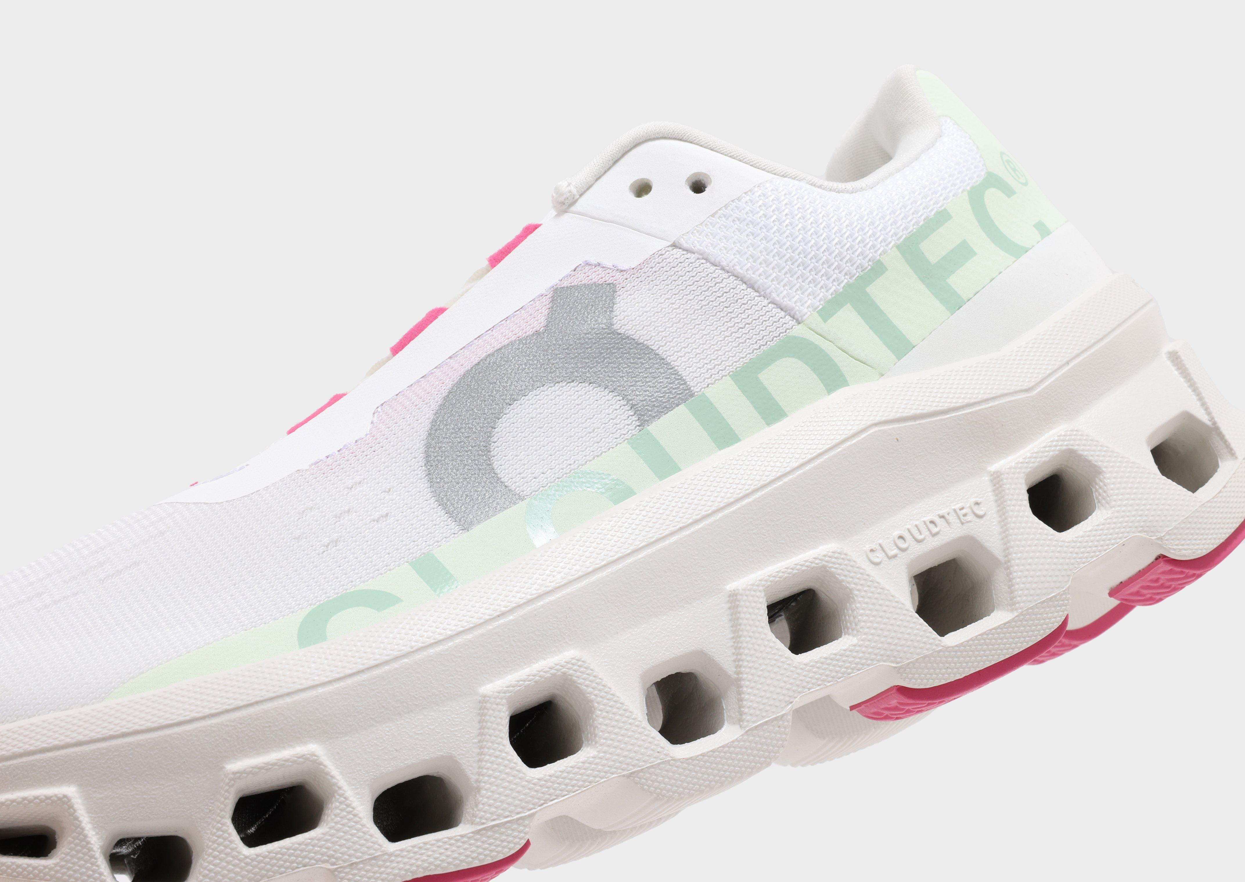 Дамски обувки за бягане ON CLOUDMONSTER  61.97725 Бял