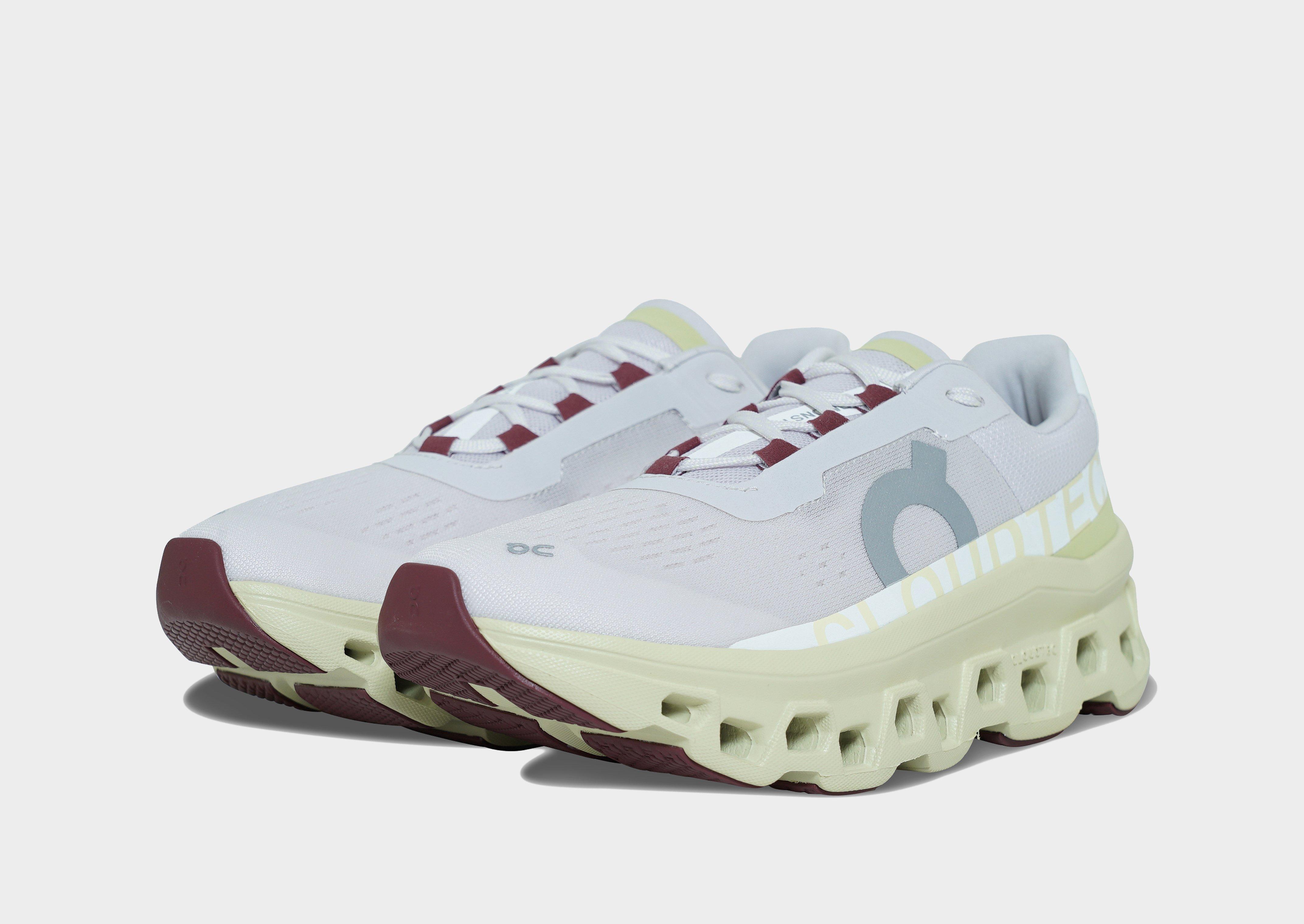 Жіночі кросівки для бігу ON RUNNING CLOUDMONSTER  61.97783 Білий