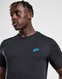 NIKE T-SHIRT CORE TEE BLK/BLU TEE