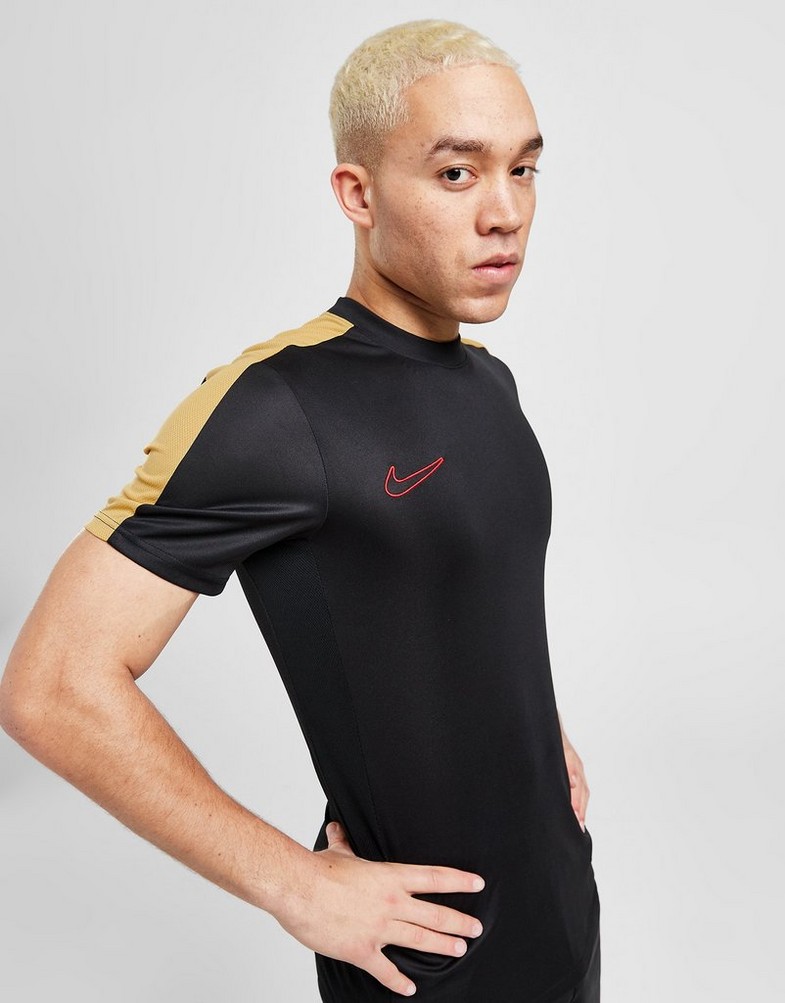 Koszulka, t-shirt męski NIKE T-SHIRT ACAD23 TEE BK/GD/RD TEE DV9750-013 Czarny