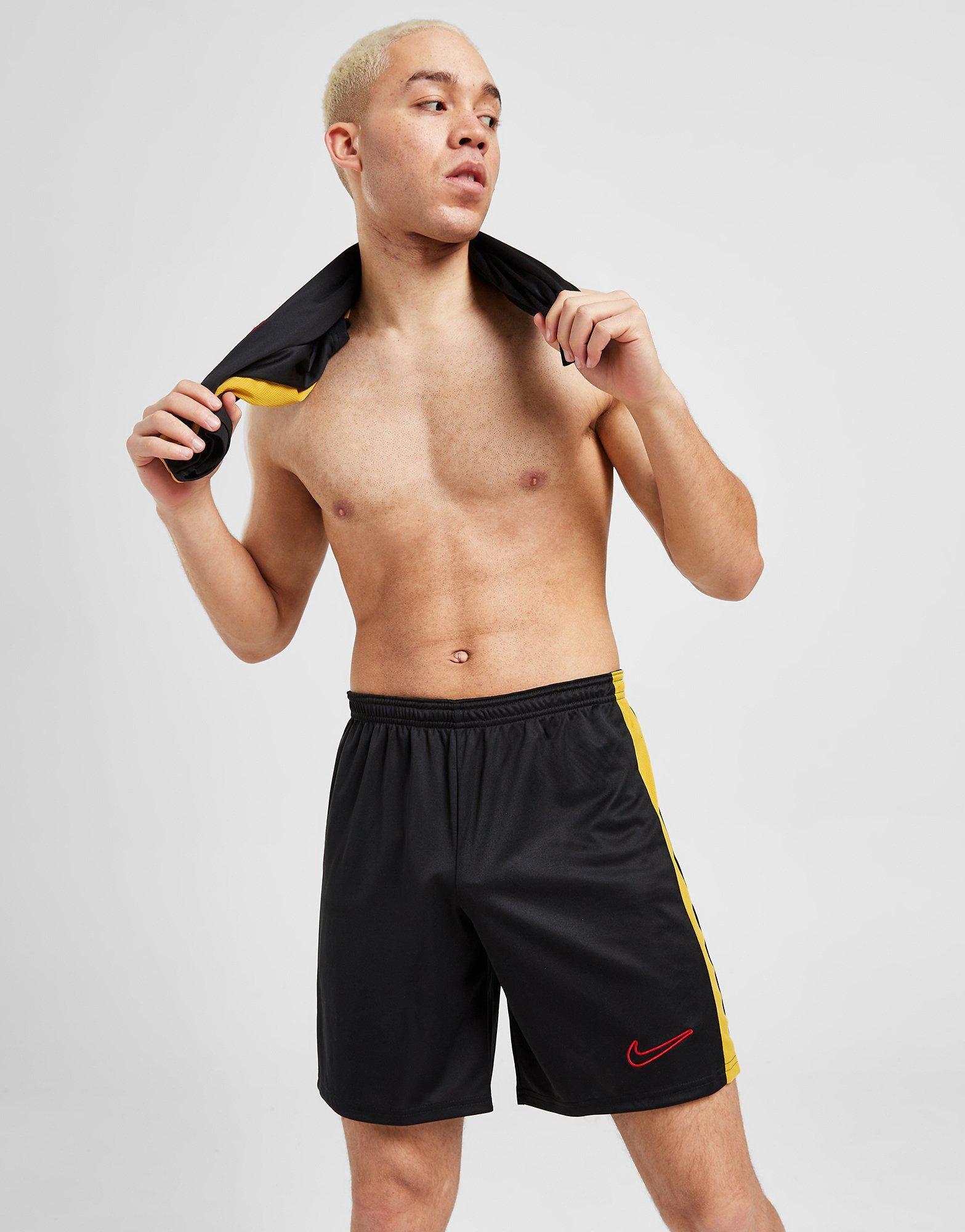Мъжки шорти NIKE ШОРТИ ACAD23 SHT BK/GD/RD SHORTS DV9742-011 Черен