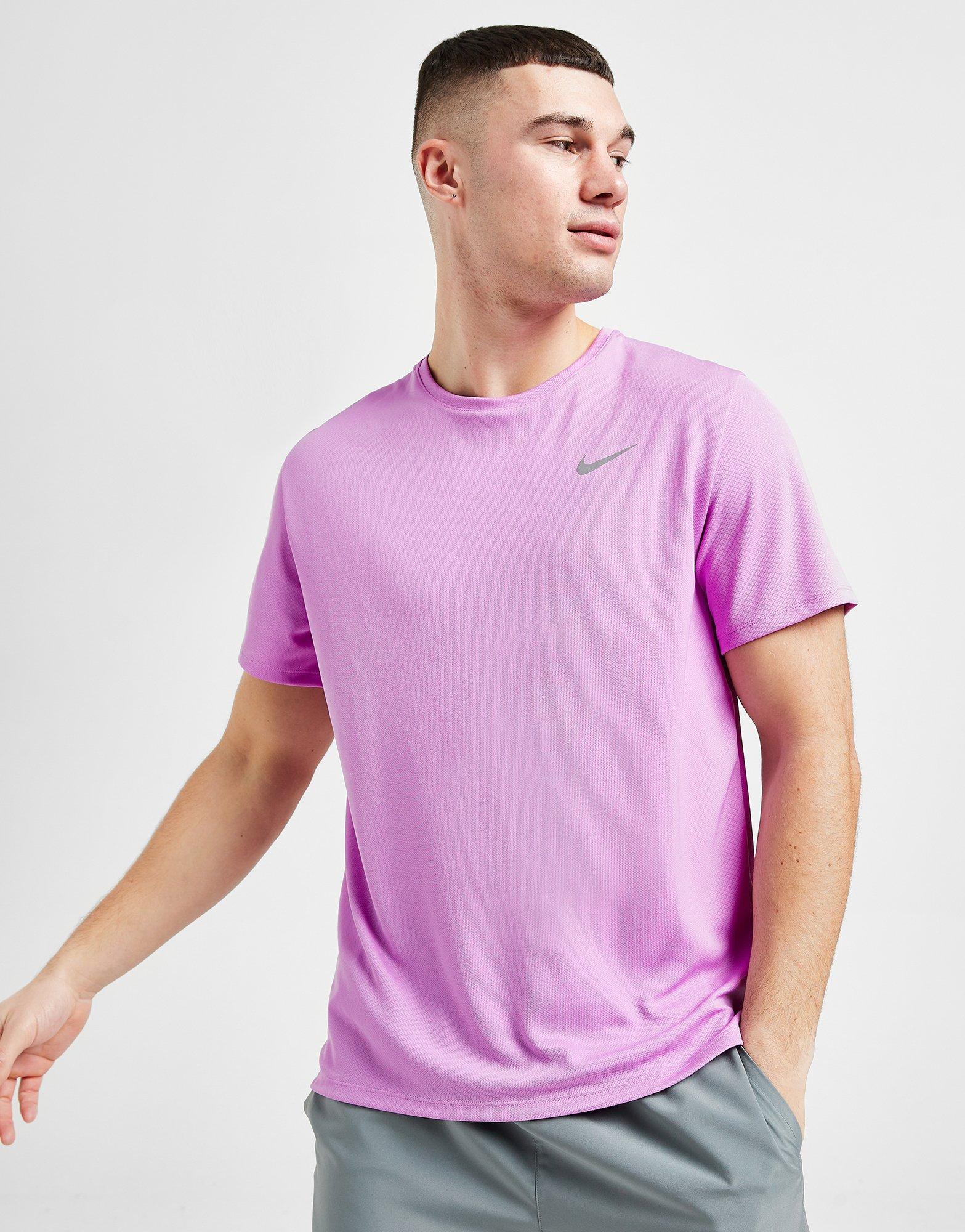 Мъжка тениска NIKE ТЕНИСКА M NK DF UV MILER SS TEE DV9315-532 Розов