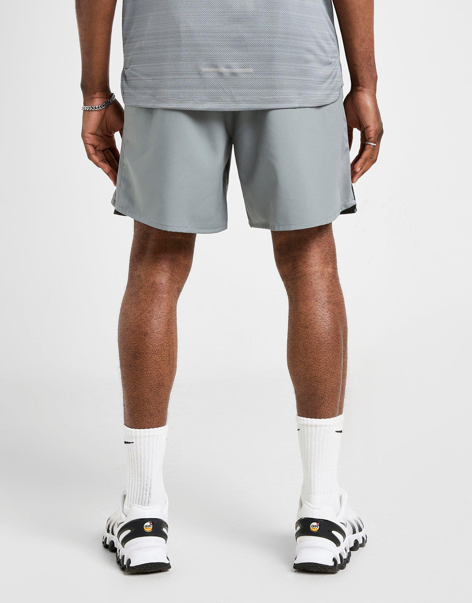 Чоловічі шорти NIKE ШОРТИ CHALL 7" SHT SMOKE SHORTS DV9359-084 Сірий