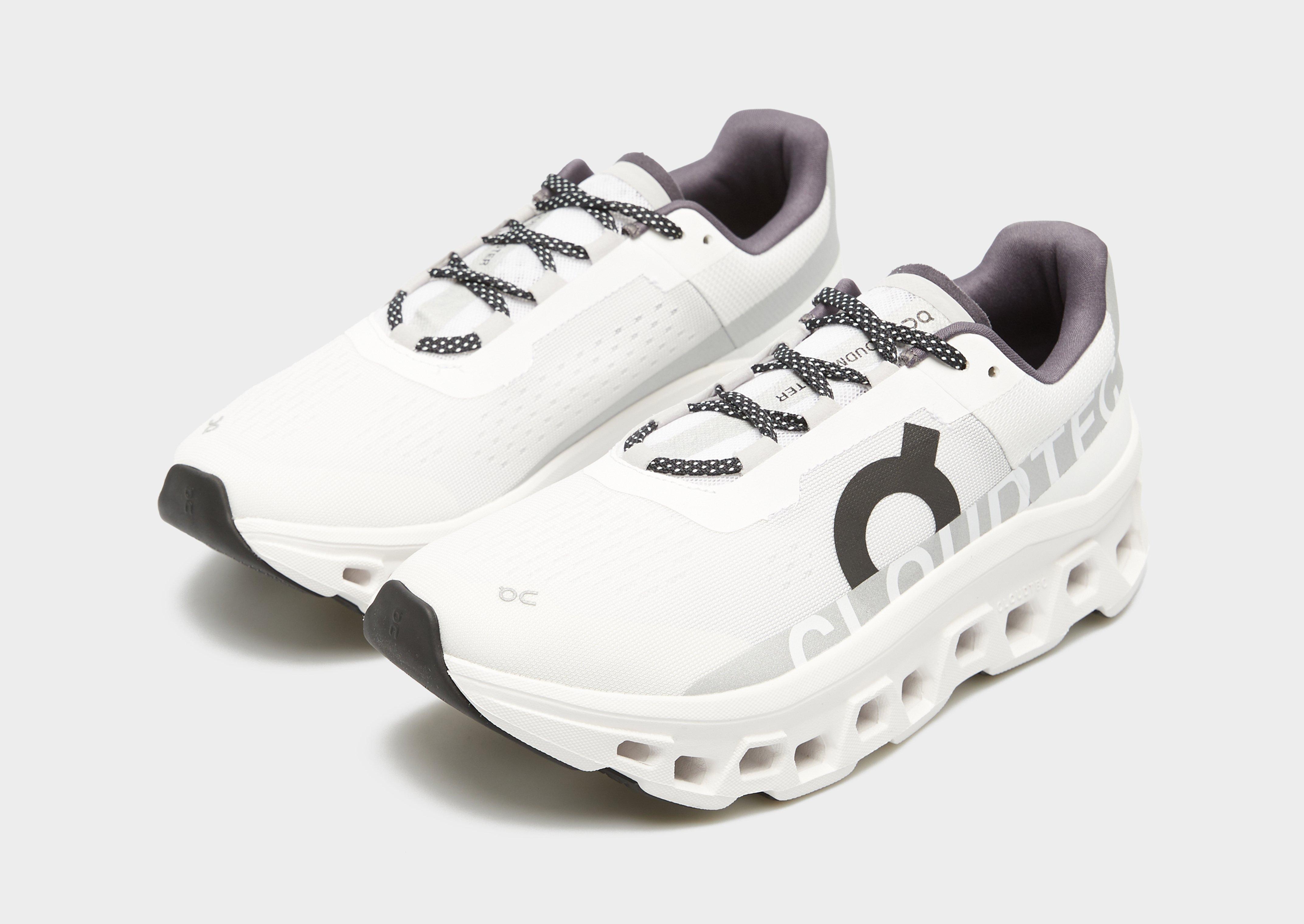 Чоловічі кросівки для бігу ON RUNNING CLOUDMONSTER  61.98434 Білий