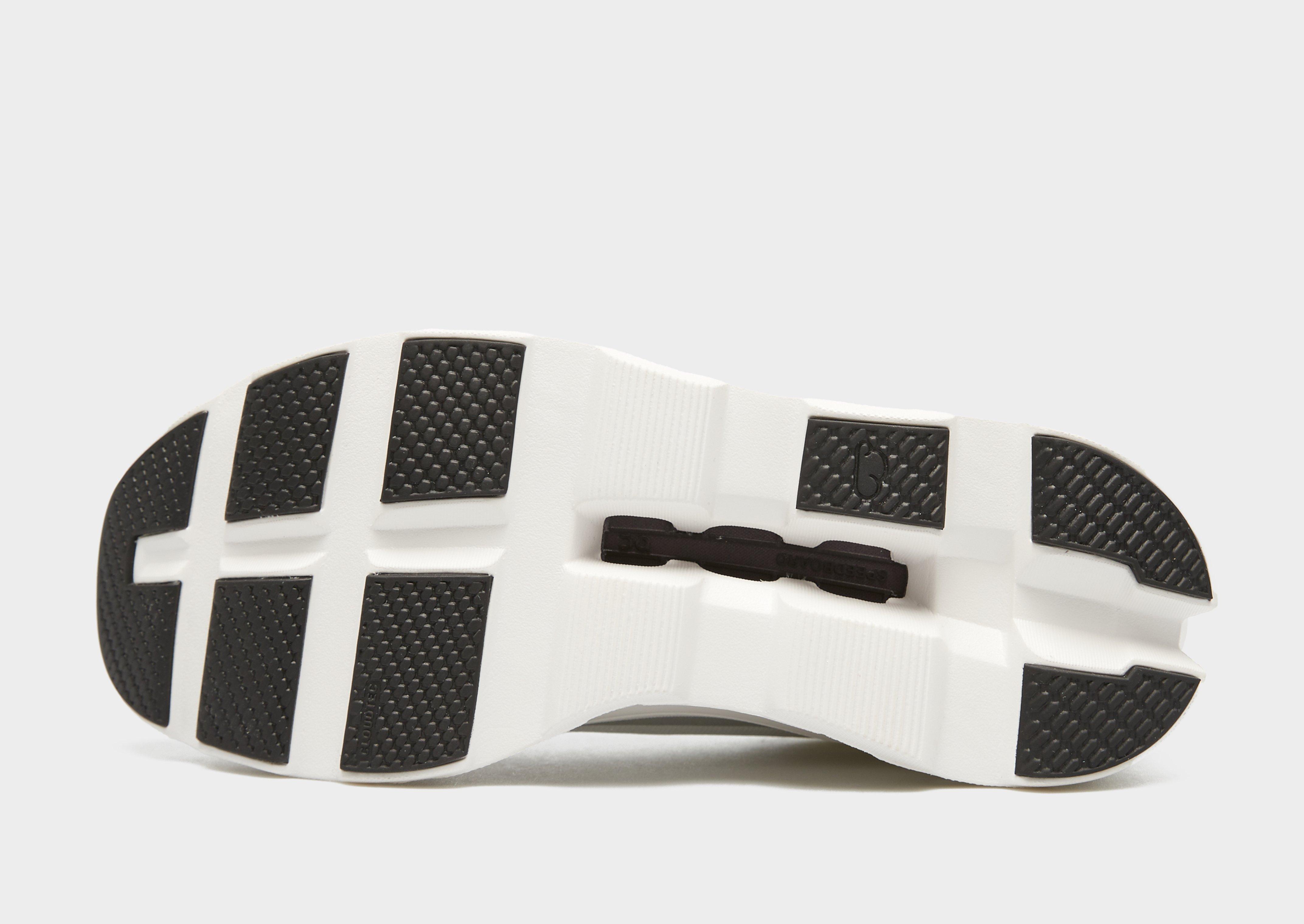 Чоловічі кросівки для бігу ON RUNNING CLOUDMONSTER  61.98434 Білий