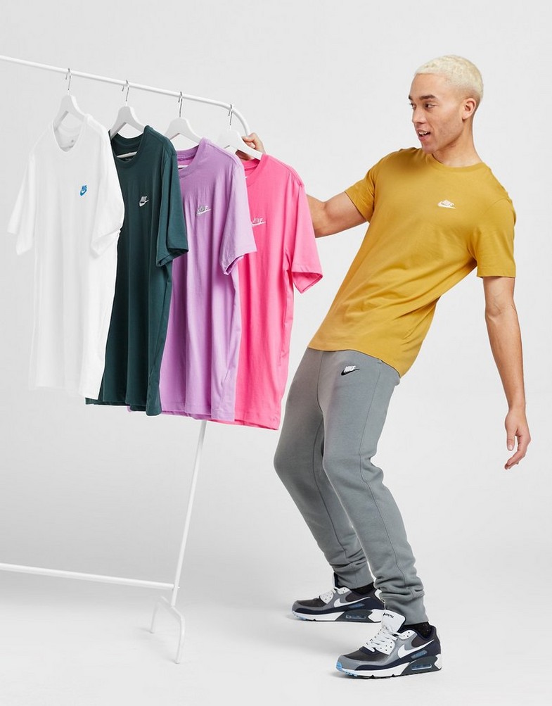 Koszulka, t-shirt męski NIKE T-SHIRT SPORTSWEAR CLUB AR4997-725 Musztardowy