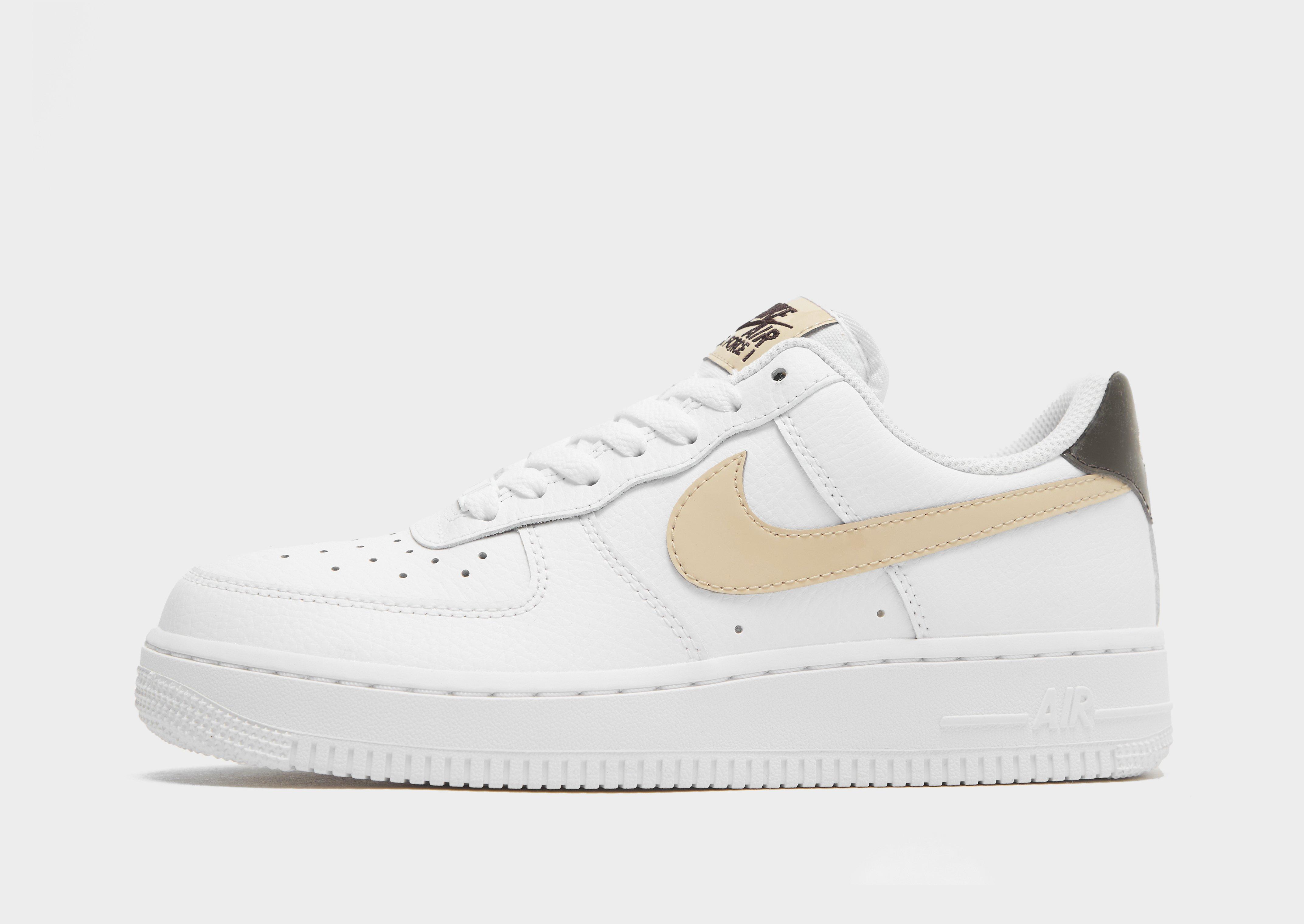 NIKE WMNS AIR FORCE 1 07