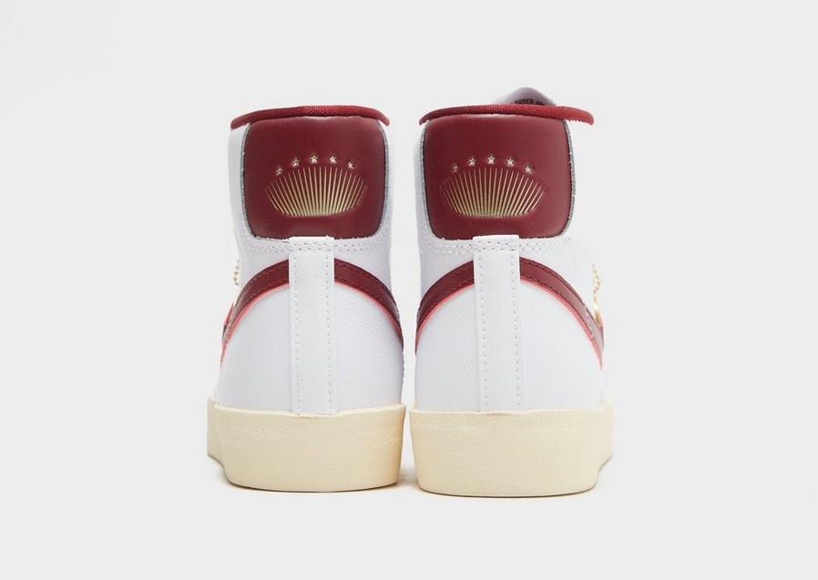 Dámske tenisky NIKE BLAZER MID '77 SE DV7003-100 Biela