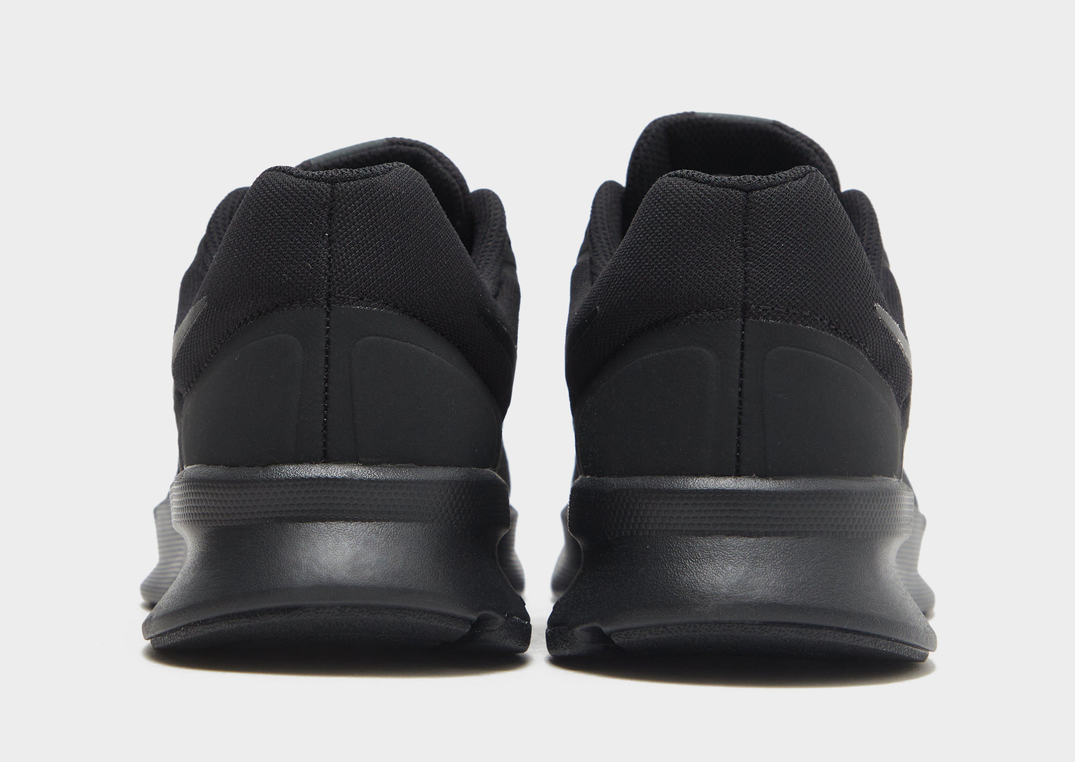 Pánska bežecká obuv NIKE RUN SWIFT 3 DR2695-003 Čierna