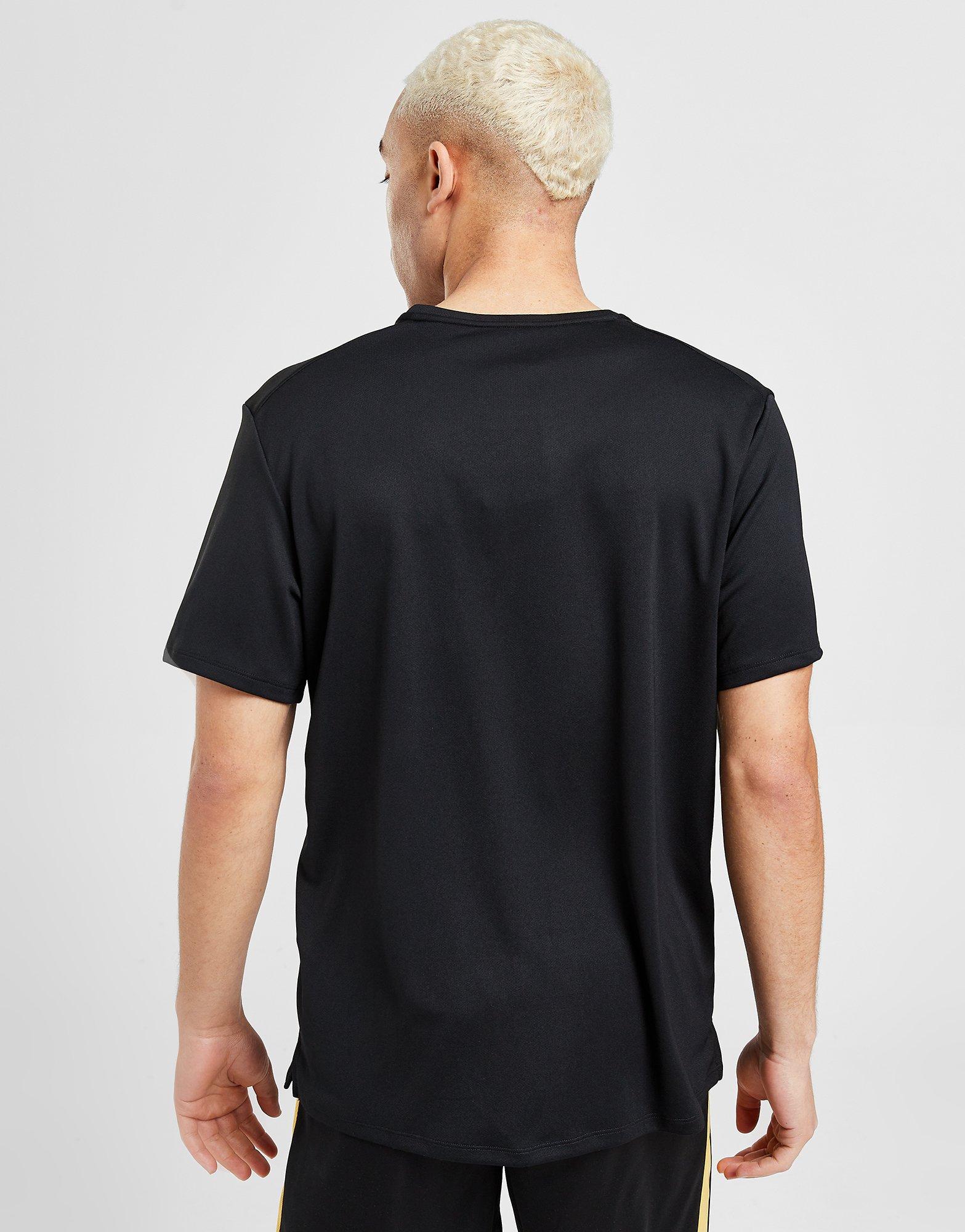 Чоловічі футболки NIKE ФУТБОЛКА MILER TEE BLK TEE DV9315-010 Чорний