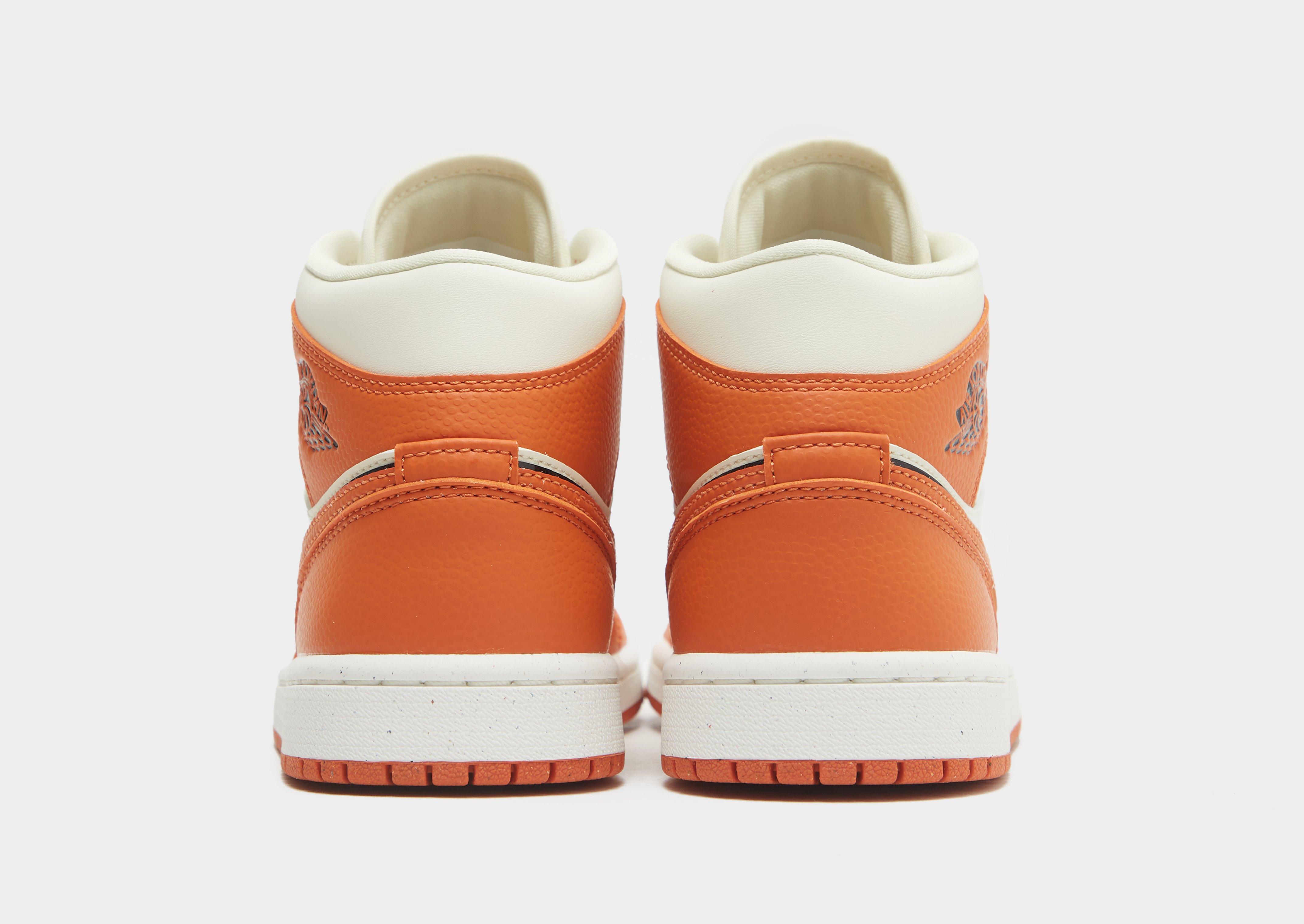 Kedai moterims AIR JORDAN 1 MID SE  DV1302-100 Oranžinė