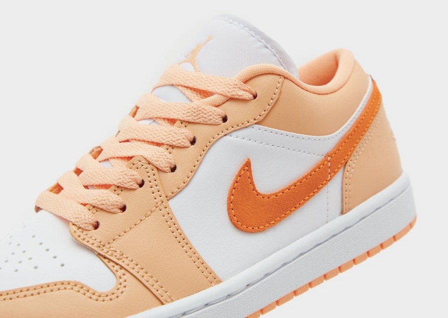 Buty sneakersy damskie AIR JORDAN 1 LOW DC0774-801 Pomarańczowy