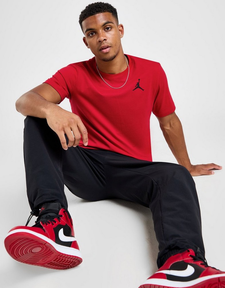 Чоловічі футболки JORDAN ФУТБОЛКА M J JUMPMAN EMB SS CREW DC7485-687 Червоний
