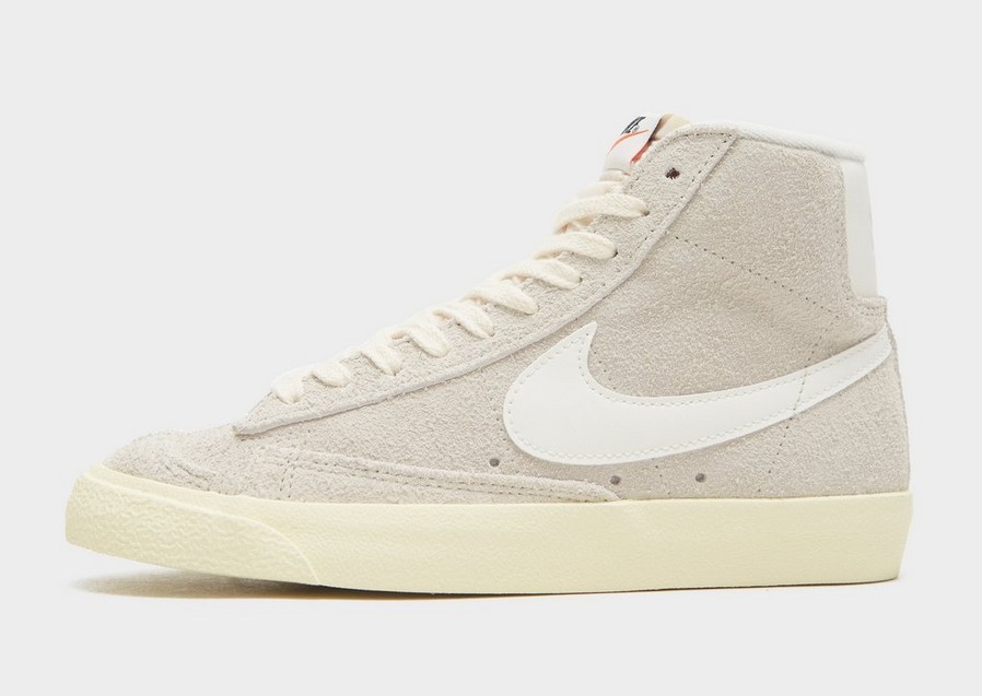 Női sneakers NIKE BLAZER MID '77 VINTAGE DV7006-001 Bézs