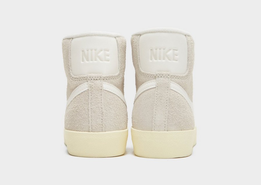 Női sneakers NIKE BLAZER MID '77 VINTAGE DV7006-001 Bézs