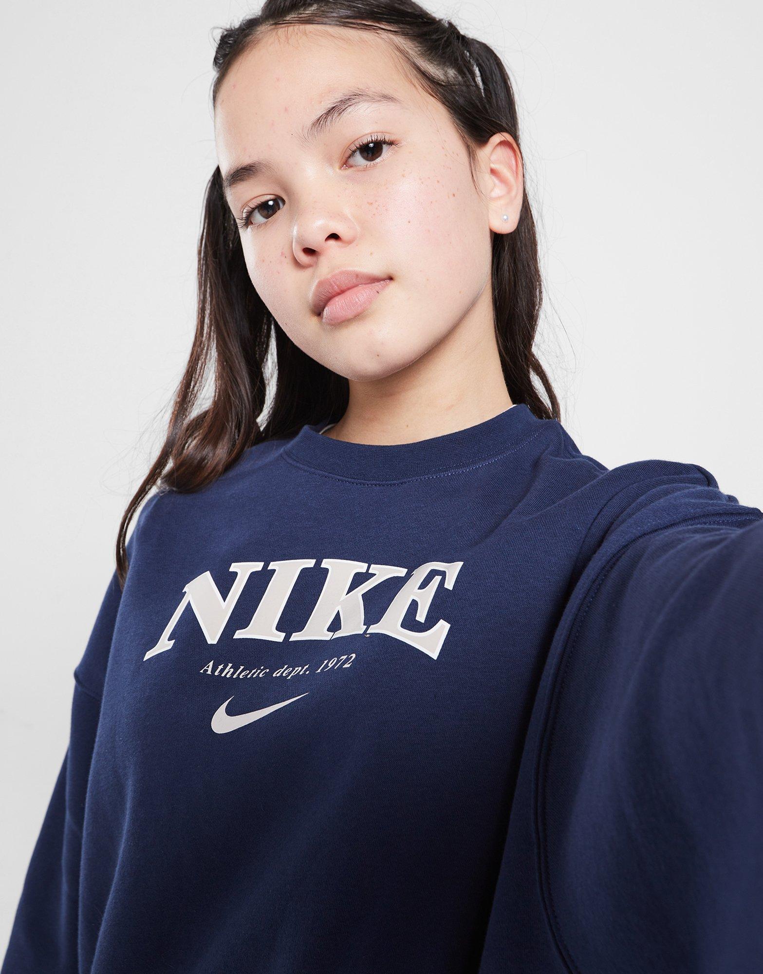 Vaikiškas džemperis NIKE DŽEMPERIS (G)TREND FLC CREW NVY/CRM SWEATSHIRT FD0885-410 Tamsiai mėlyna