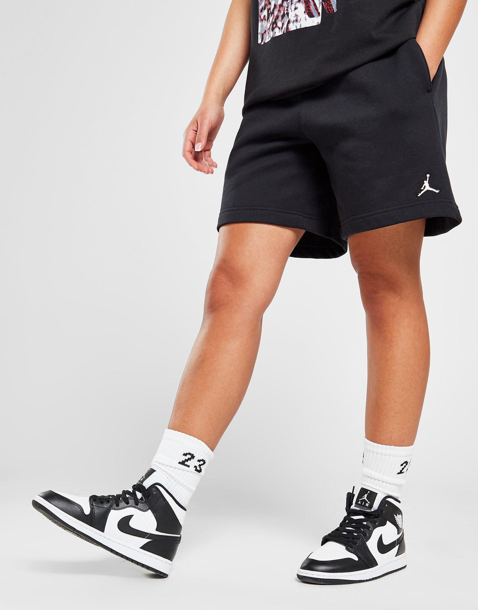 Moteriški šortai JORDAN ŠORTAI JDN ESS SHT BLK SHORTS DX0380-010 Juoda