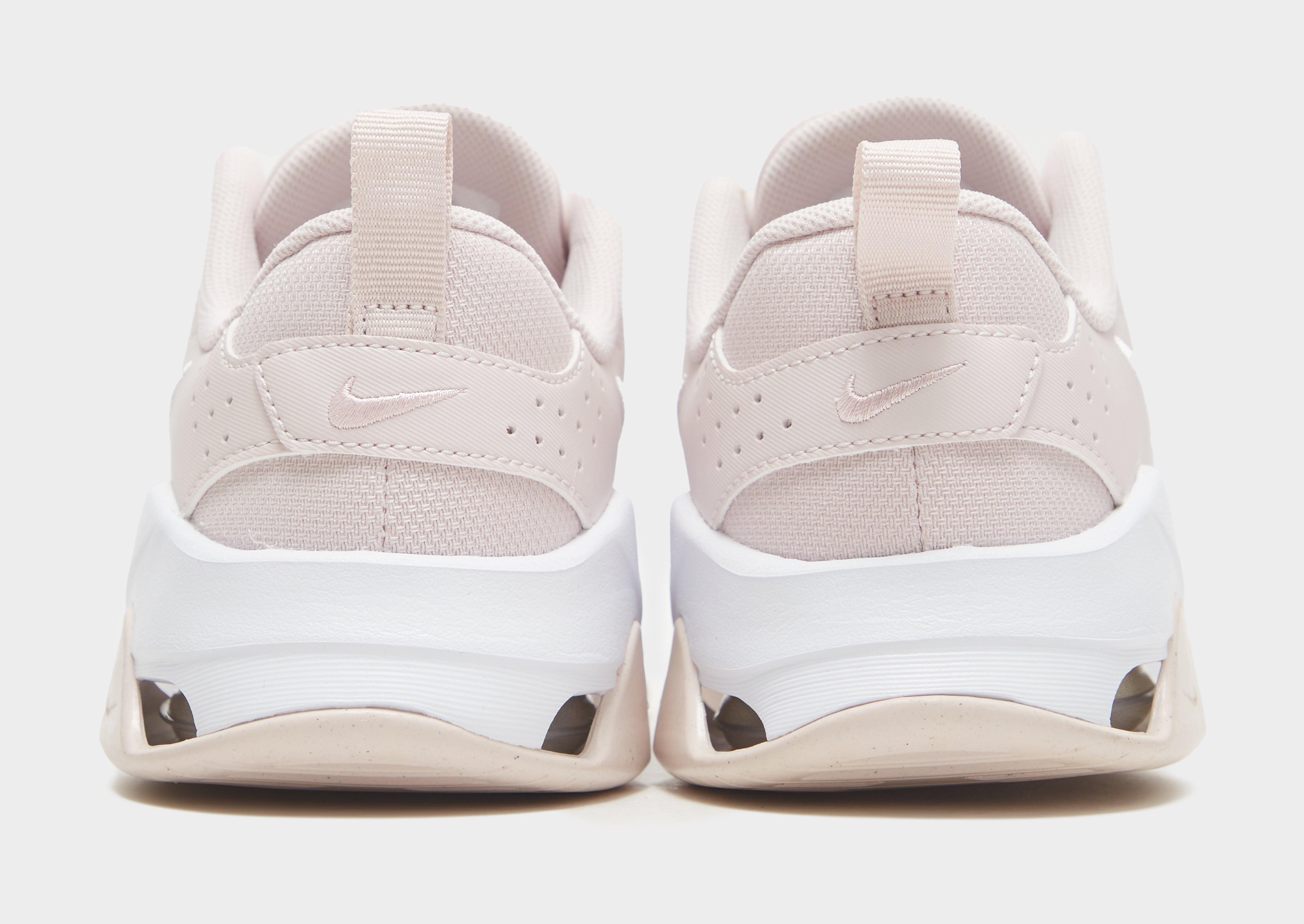 Дамски обувки NIKE ZOOM BELLA 6 DR5720-601 Бежов