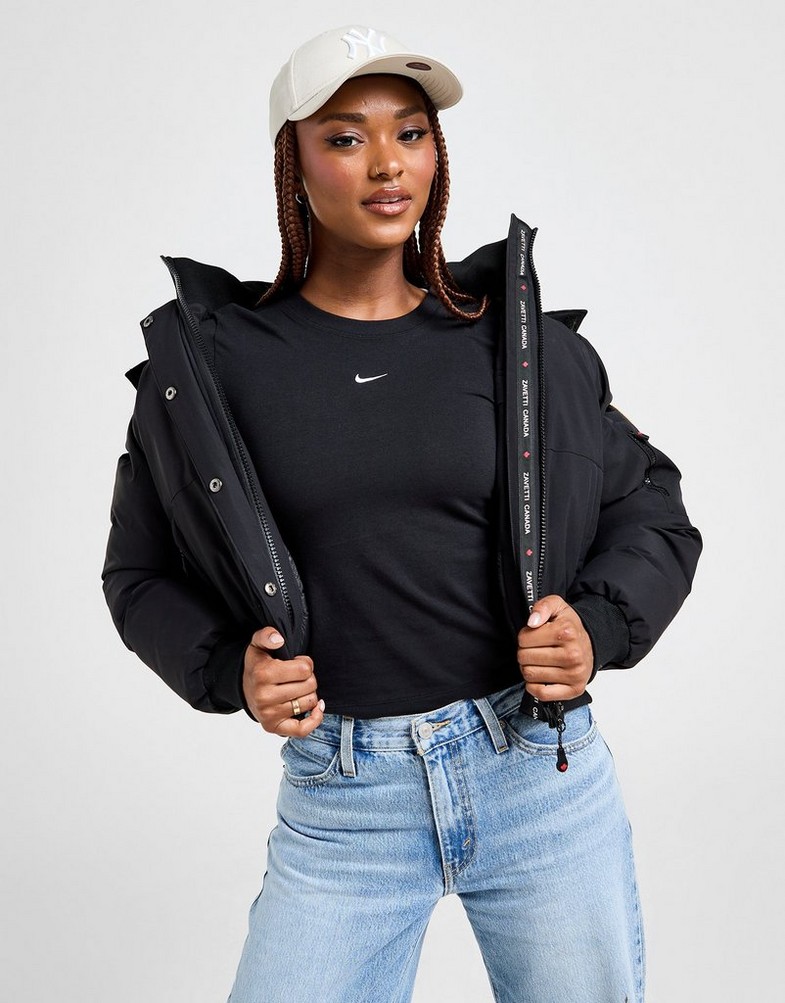 Жіночі футболки NIKE ФУТБОЛКА W NSW TEE ESSNTL SLIM CRP LBR FB2873-010 Чорний