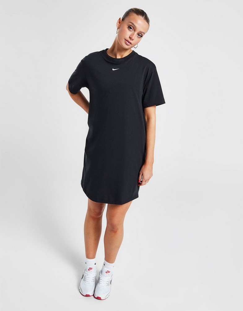 Rochie pentru femei NIKE ROCHIE W NSW ESSNTL SS TRENINGS TSHRT DV7882-010 Negru