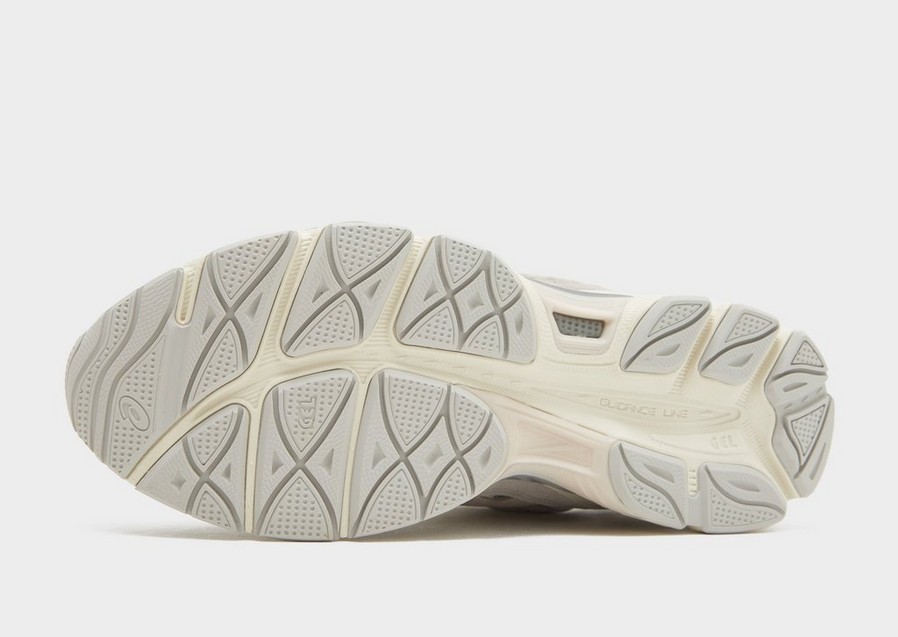 Adidași pentru bărbați ASICS GEL-NYC 1201A789-103 Bej