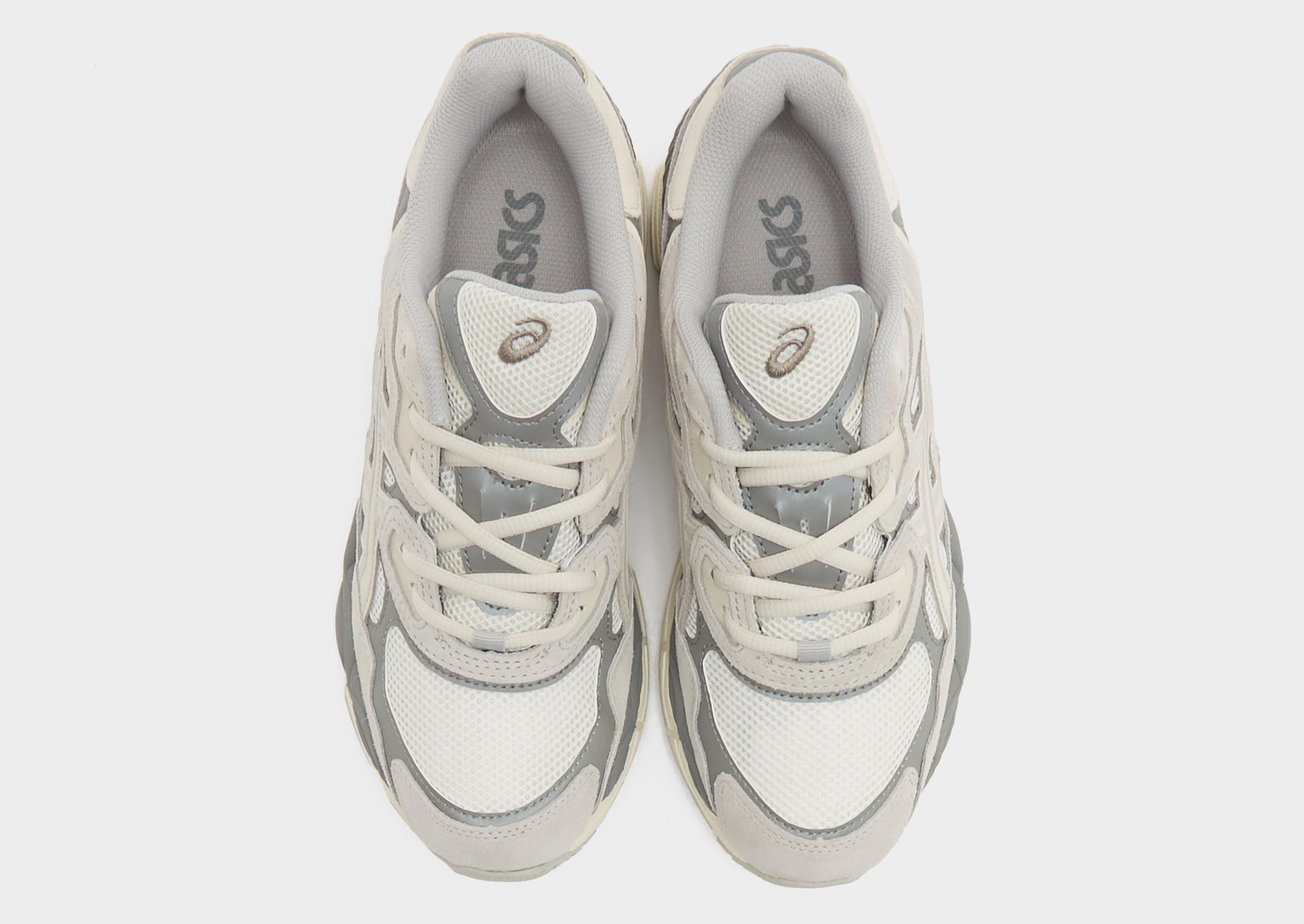 Buty sneakersy damskie ASICS GEL-NYC 1201A789-103 Beżowy