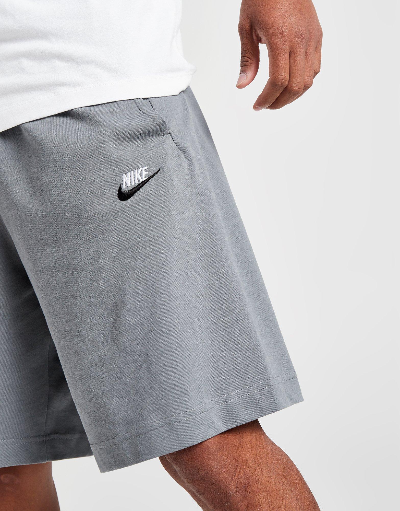 Pánské kraťasy NIKE ŠORTKY  FDTN SHORT SMK GRY SHORT DZ2543-070 Šedá