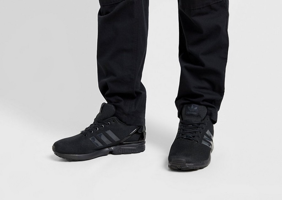 Férfi sneakers ADIDAS ZX FLUX  IF4906 Fekete