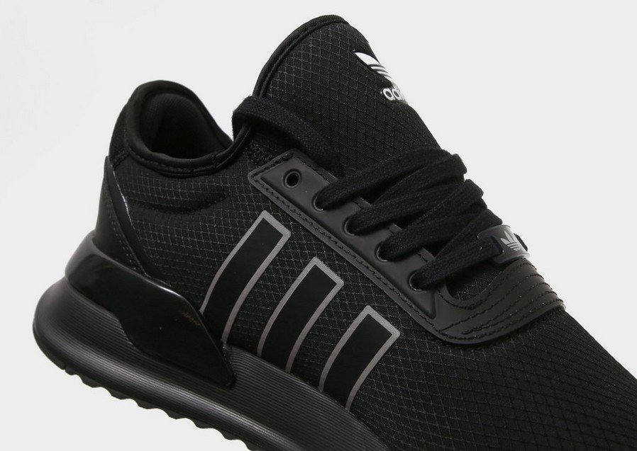 Kedai vyrams ADIDAS U_PATH X  IF0096 Juoda