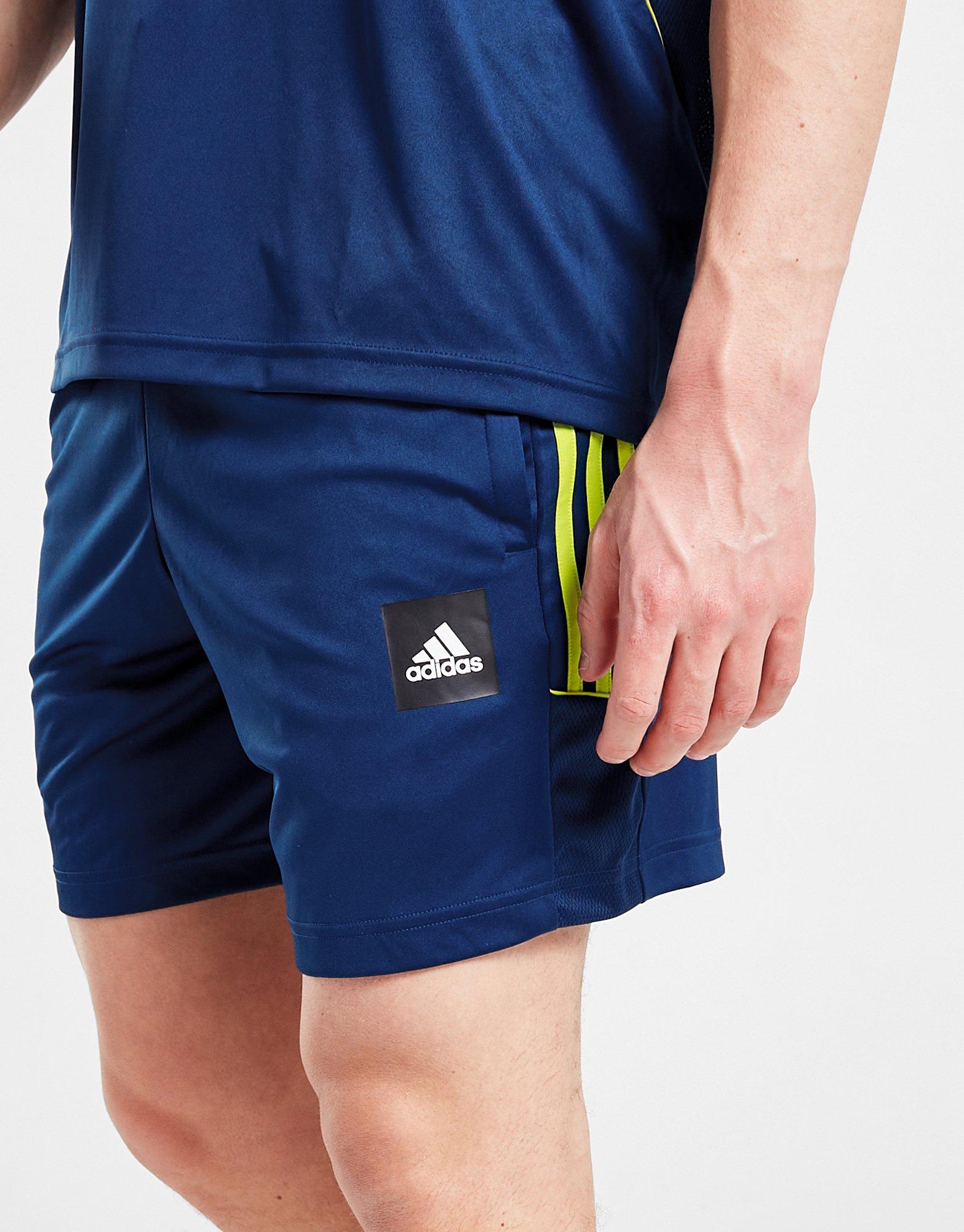 Férfi rövidnadrág ADIDAS RÖVIDNADRÁG MATCH SHT MYS BLU/VOLT SHORTS HY4363 Sötétkék