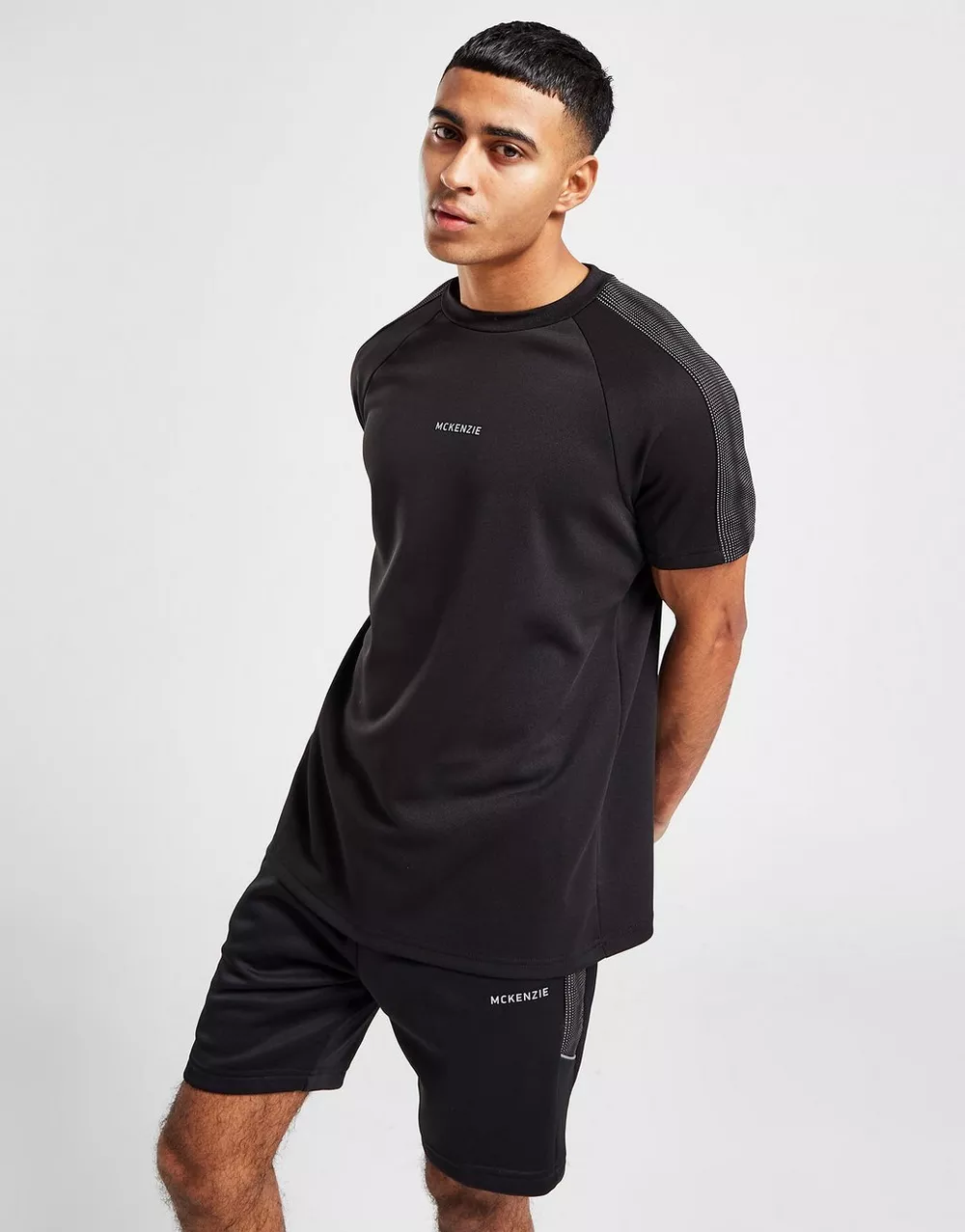 MCKENZIE ФУТБОЛКА CRASH TEE BL, фото 1 з 4