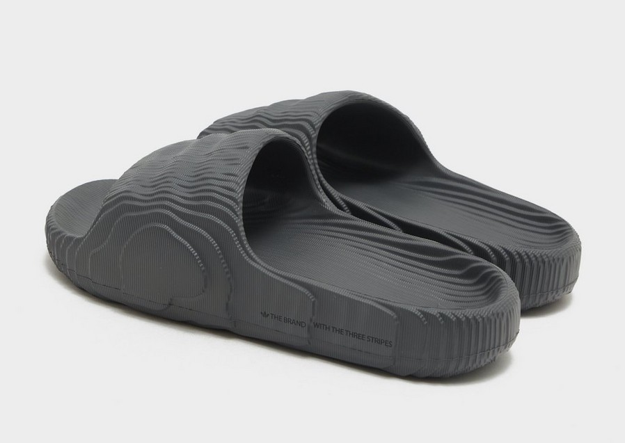 Férfi papucsok és flip-flopok ADIDAS ADILETTE 22