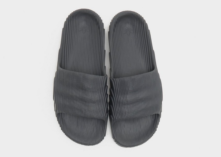 Férfi papucsok és flip-flopok ADIDAS ADILETTE 22