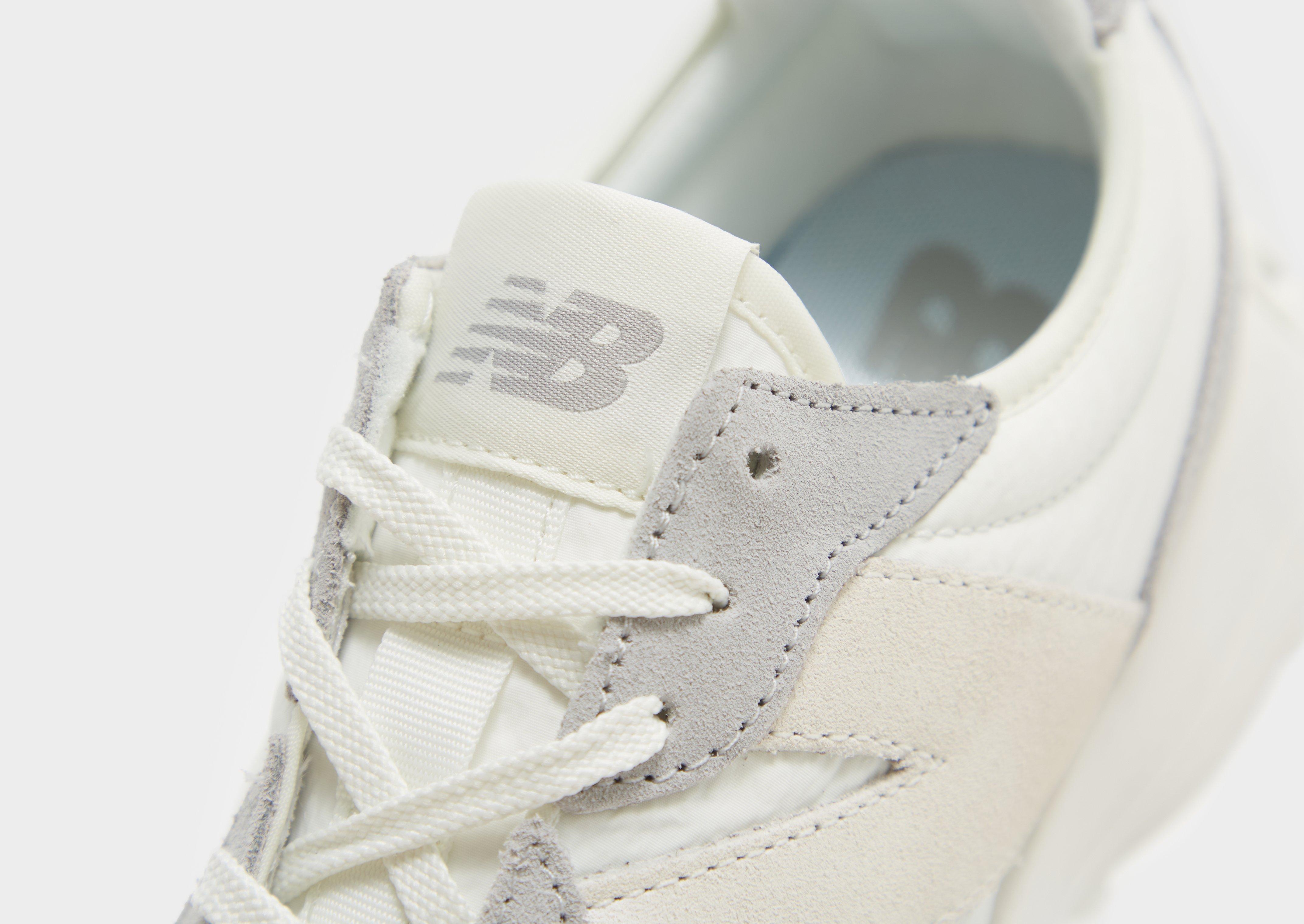 Kedai moterims NEW BALANCE 327  WS327JRS Rusva