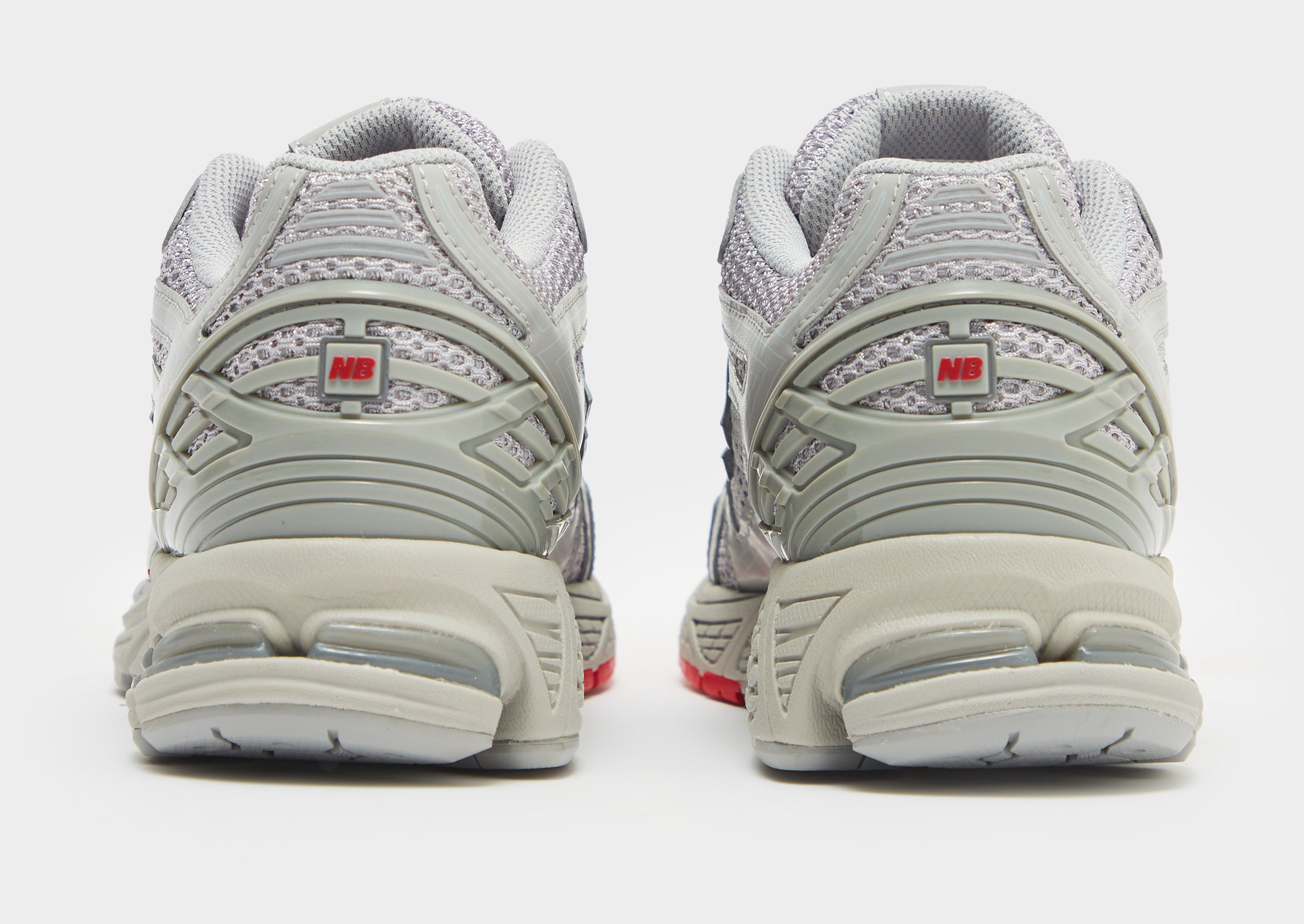 Мъжки маратонки NEW BALANCE 1906  M1906RJC Сив