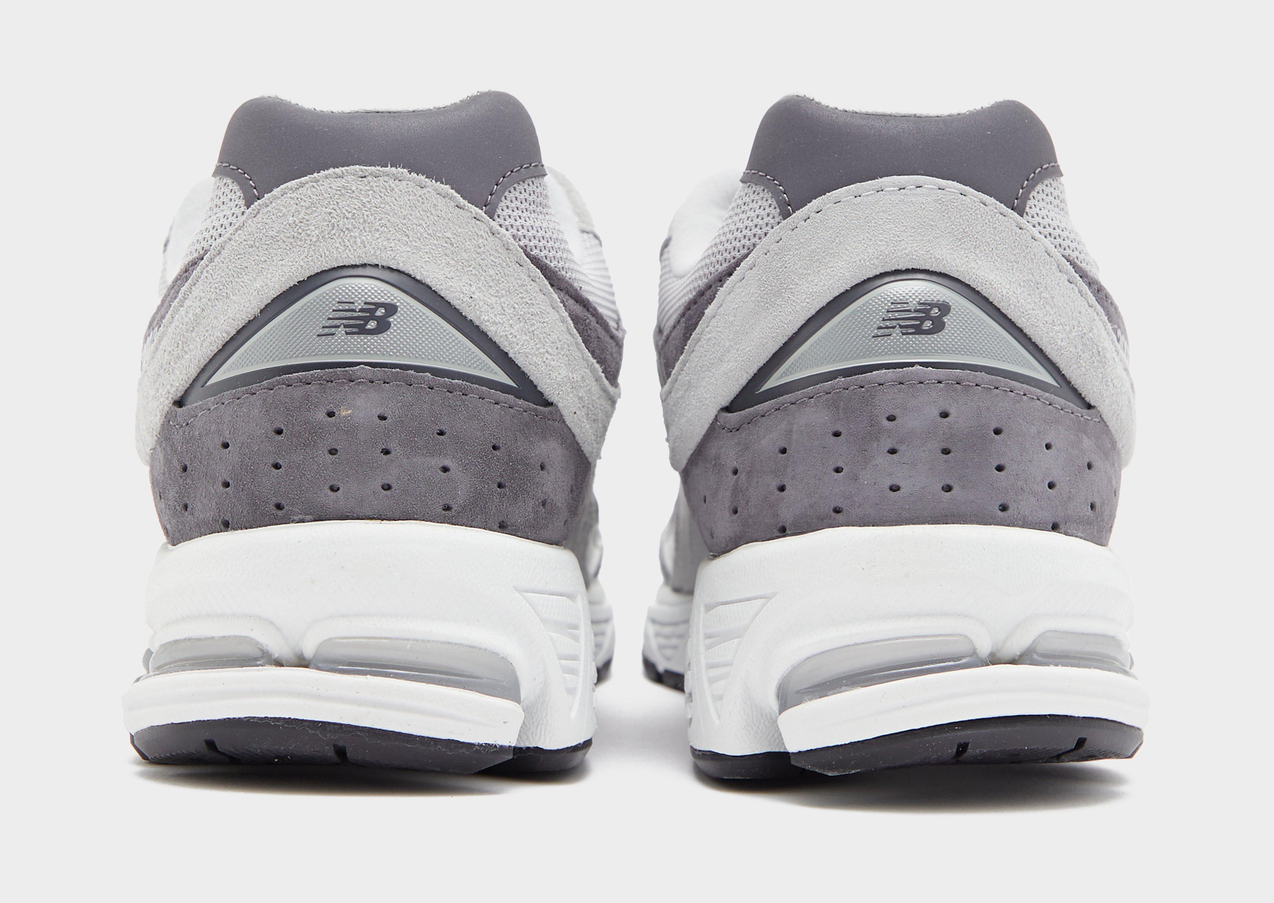 Мъжки маратонки NEW BALANCE 2002  M2002RJD Сив